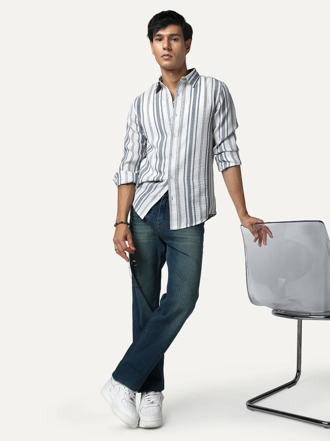 Men's Navy Cotton Full Sleeve Relaxed Fit Linen Striped Shirt with Spread Collar - Image 5