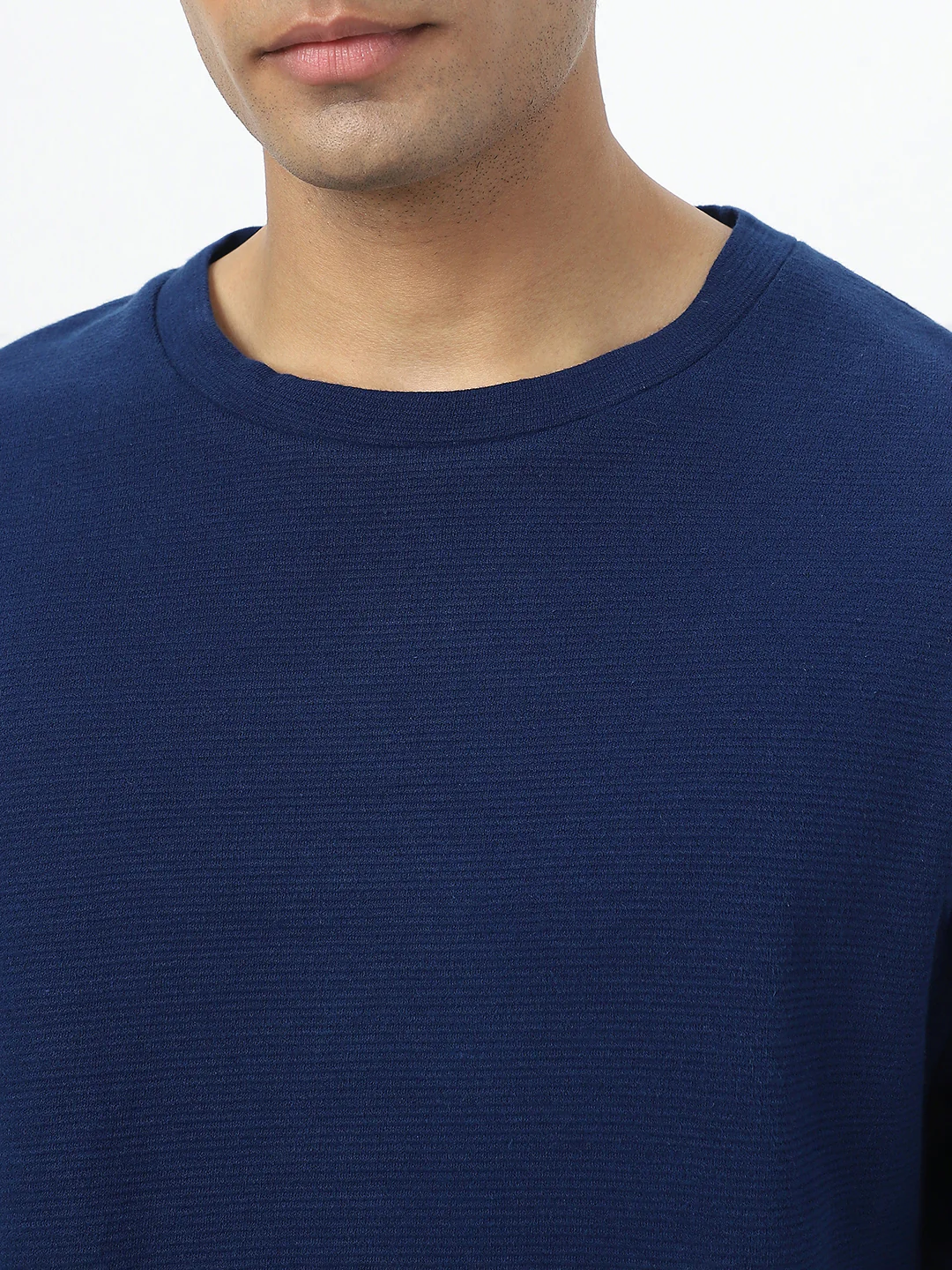 Men's Navy Textured Round Neck Oversized Full Sleeve Cotton T-Shirt - Image 3