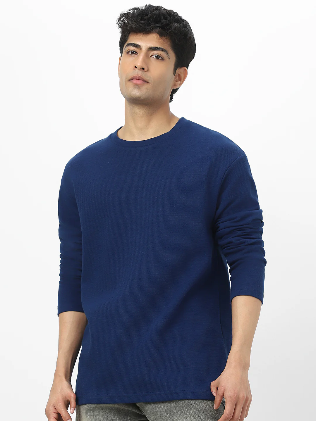 Men's Navy Textured Round Neck Oversized Full Sleeve Cotton T-Shirt - Image 4