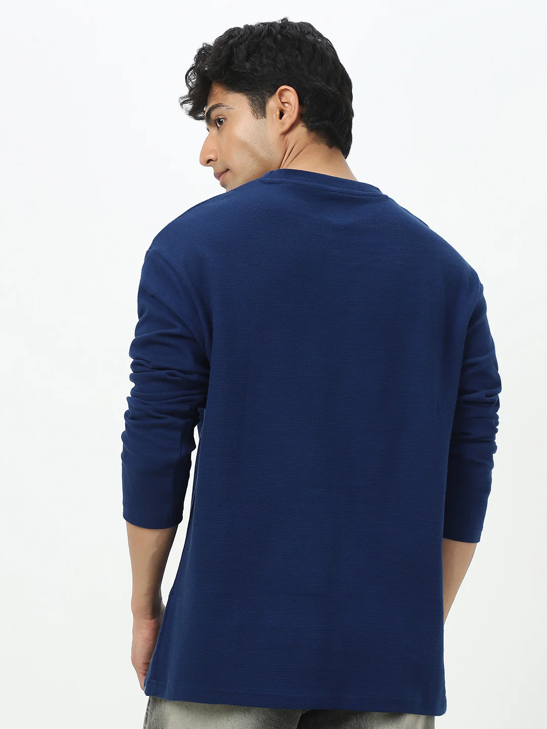 Men's Navy Textured Round Neck Oversized Full Sleeve Cotton T-Shirt - Image 5