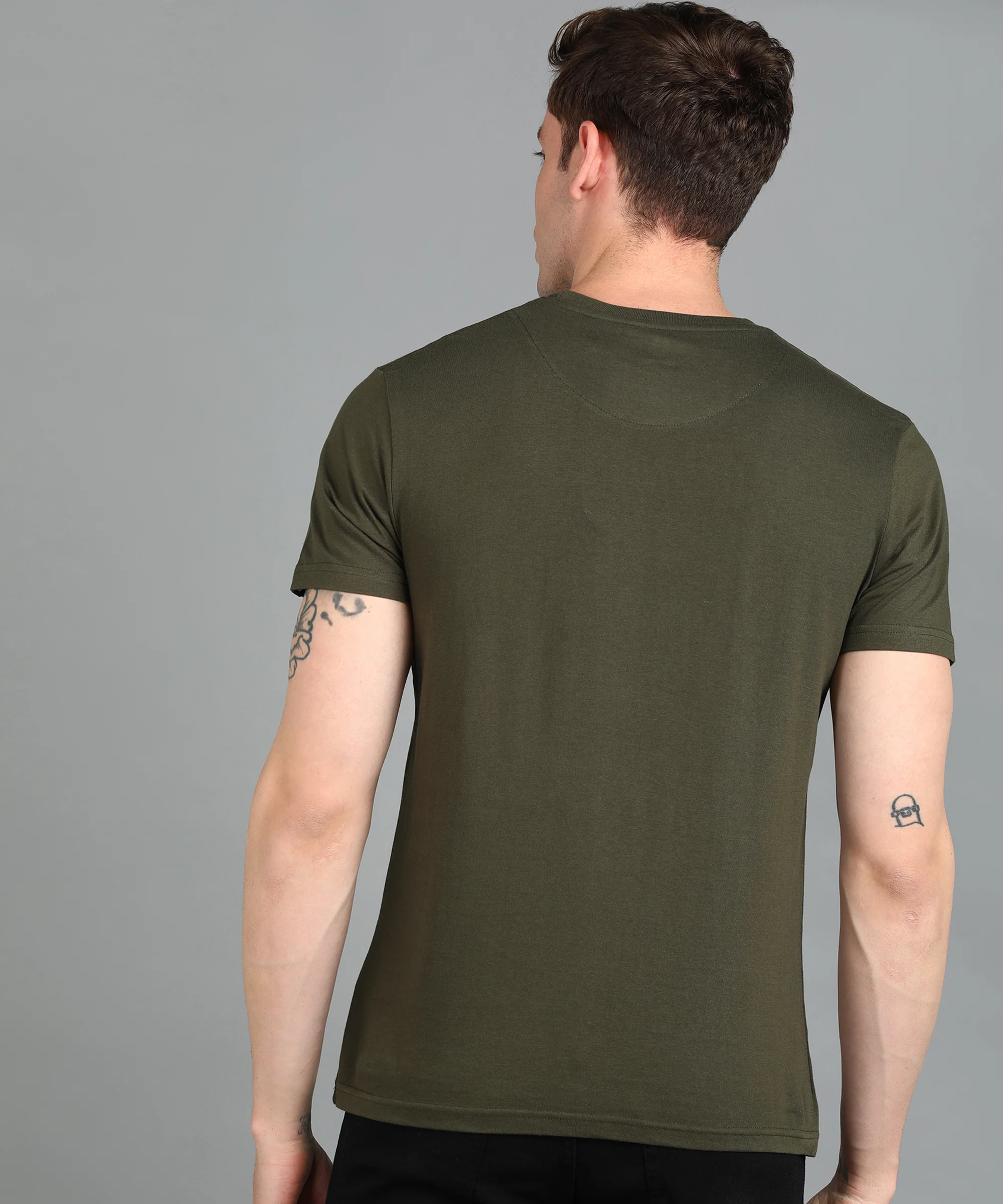 Urbano Fashion Men's Olive Graphic Printed Round Neck Half Sleeve Slim Fit Cotton T-Shirt - Image 3