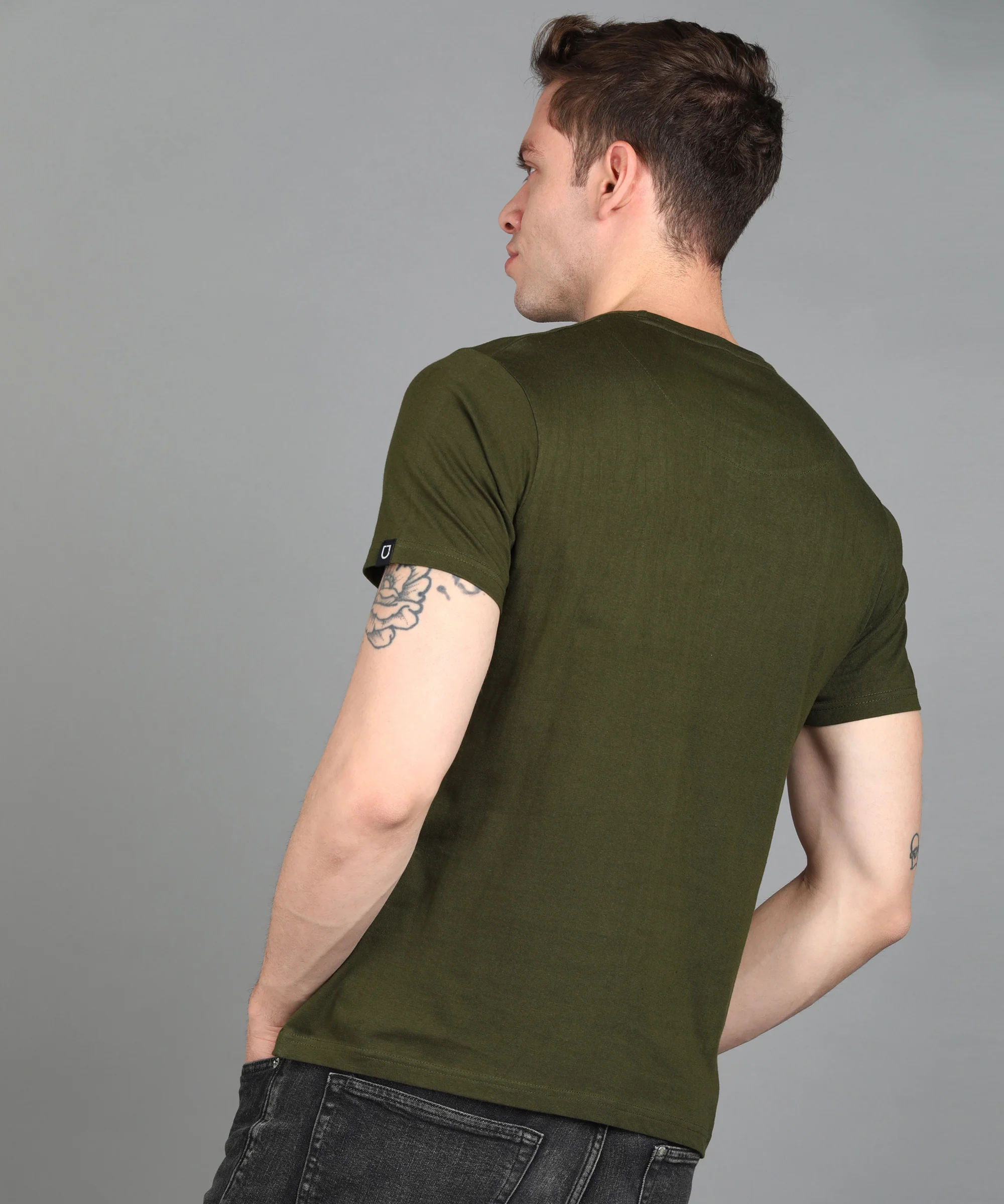 Urbano Fashion Men's Olive Graphic Printed Round Neck Half Sleeve Slim Fit Cotton T-Shirt - Image 3