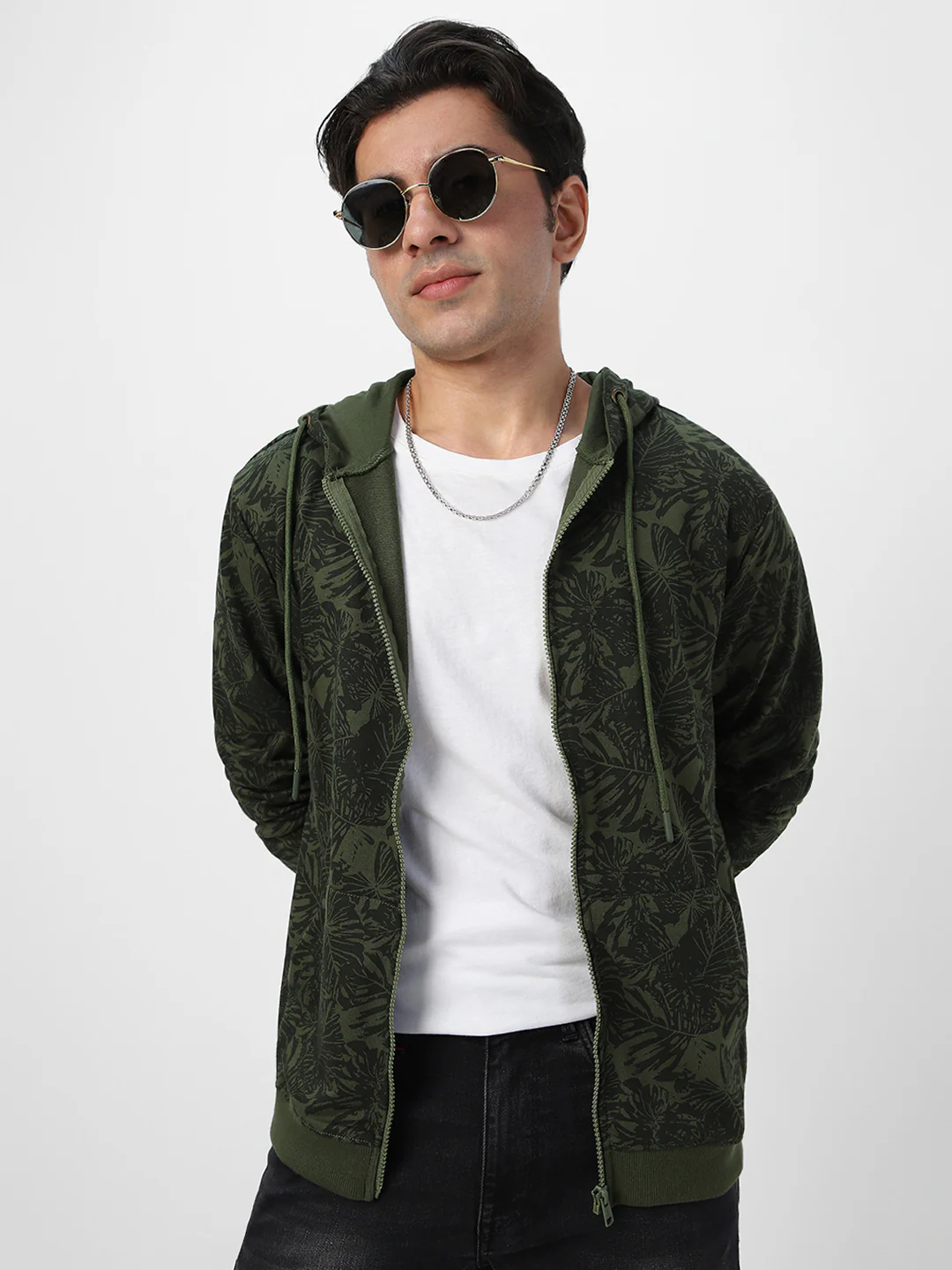 Men's Olive Green Regular Fit Printed Full Sleeve Winterwear Hooded Sweatshirt - Image 2
