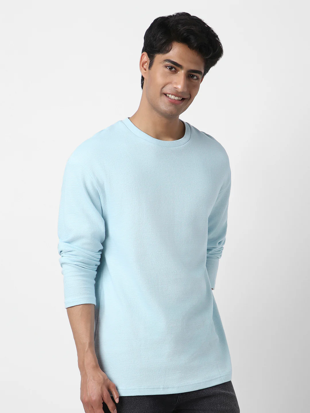 Men's Pastel Blue Textured Round Neck Oversized Full Sleeve Cotton T-Shirt - Image 4