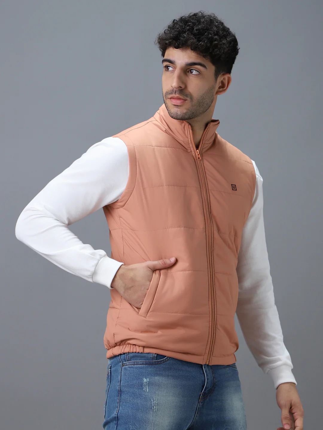 Men's Pink Sleeveless Zippered Puffer Jacket - Image 3
