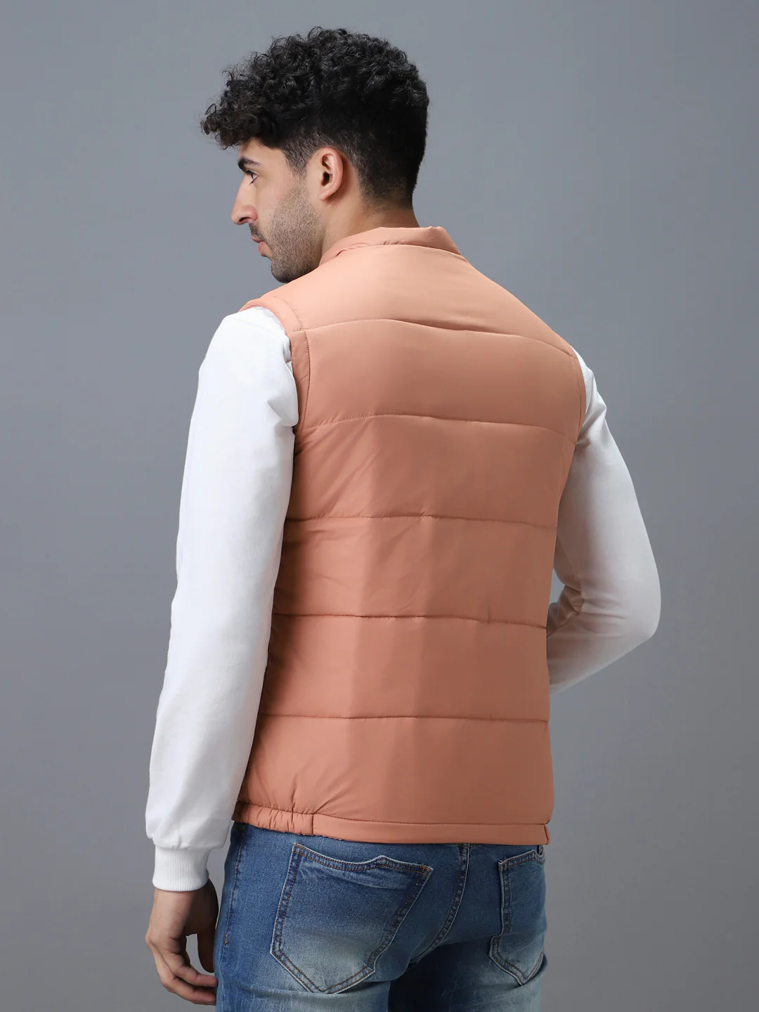 Men's Pink Sleeveless Zippered Puffer Jacket - Image 4