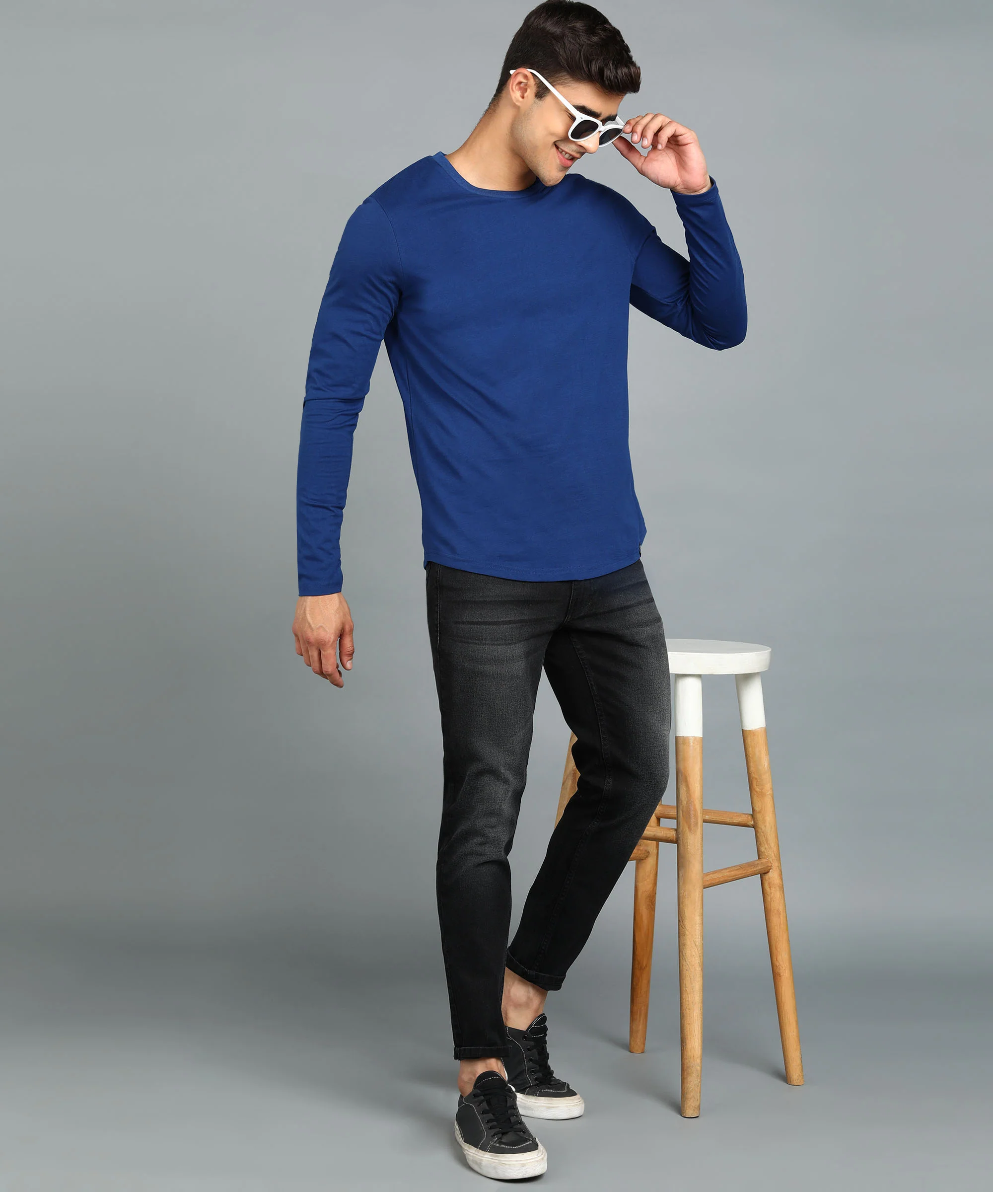 Men's Printed Dark Blue Round Neck Full Sleeve Slim Fit Cotton T-Shirt - Image 4
