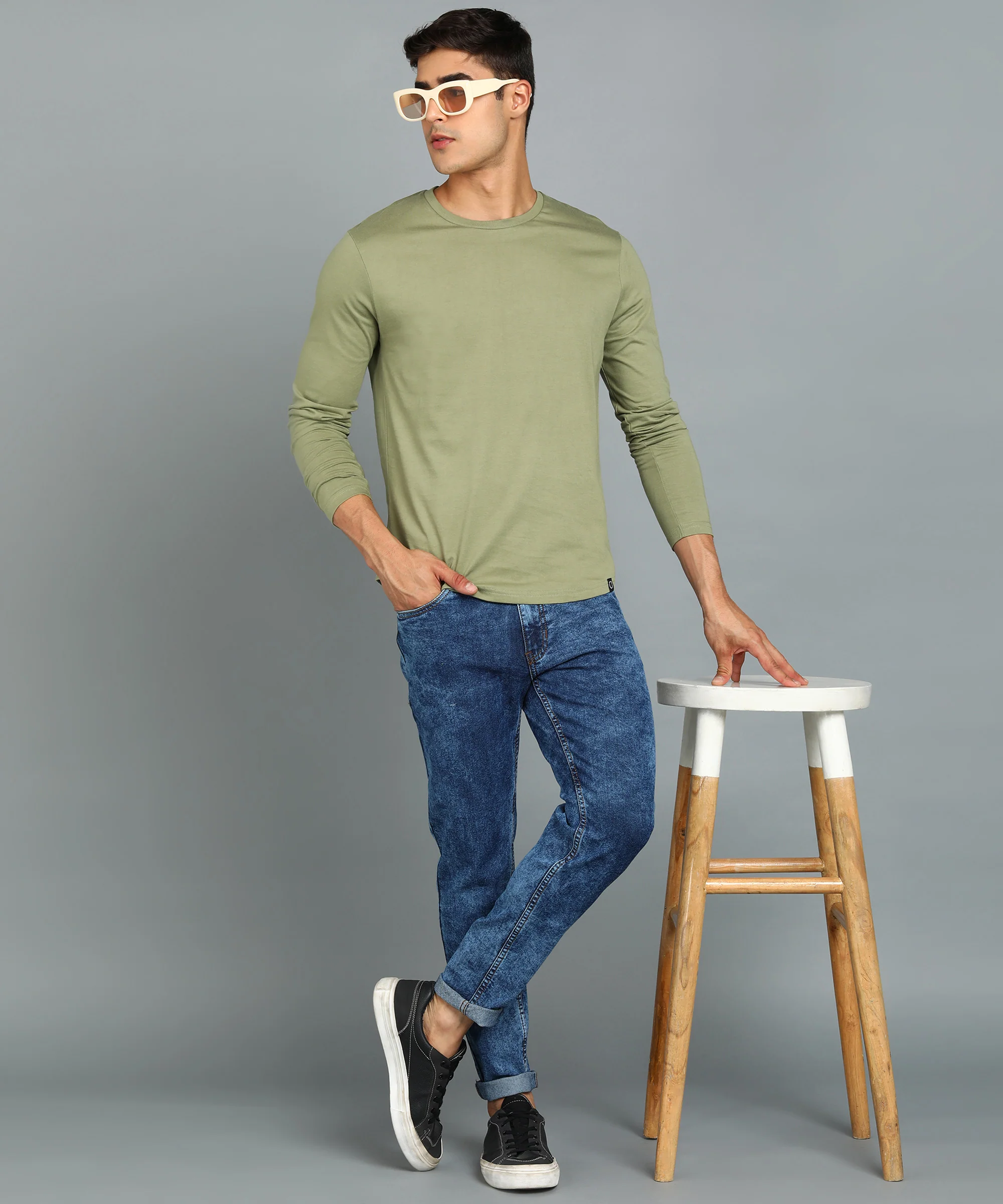 Men's Printed Olive Round Neck Full Sleeve Slim Fit Cotton T-Shirt - Image 4