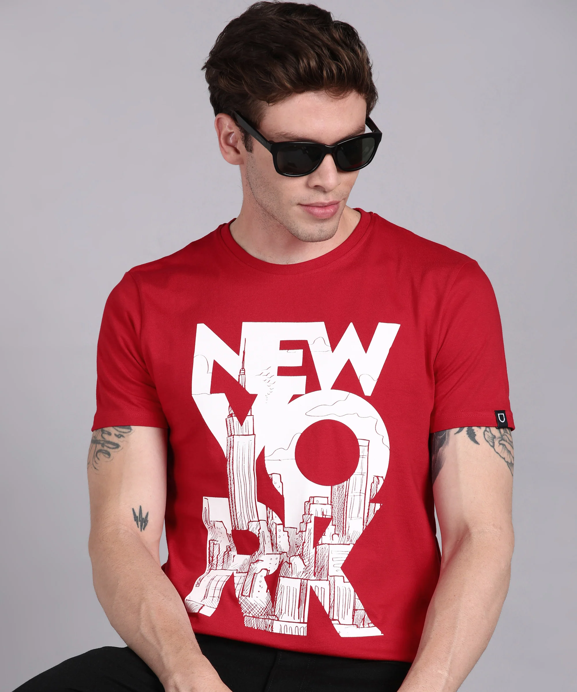 Urbano Fashion Men's Red Graphic Printed Round Neck Half Sleeve Slim Fit Cotton T-Shirt - Image 2