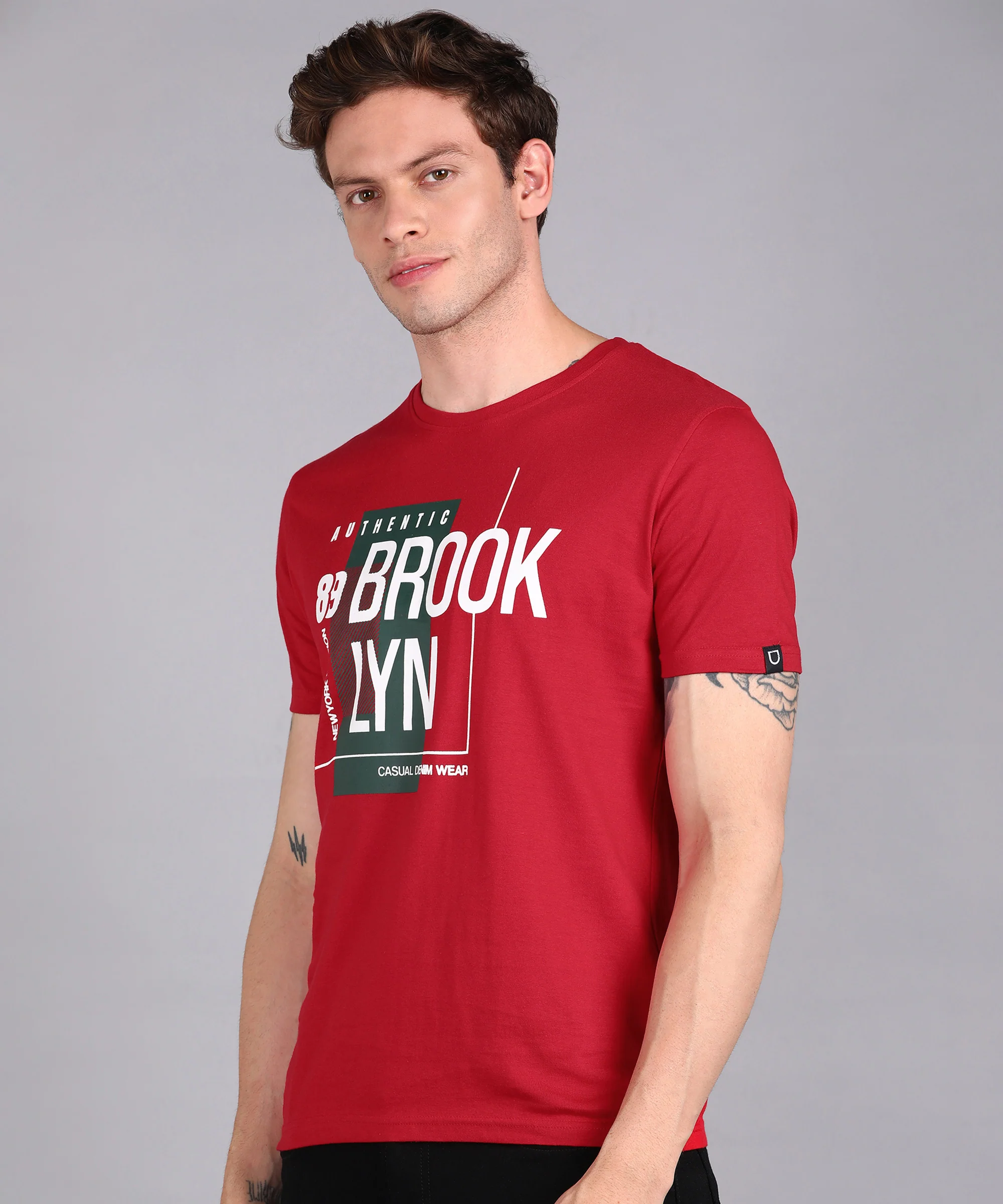 Urbano Fashion Men's Red Graphic Printed Round Neck Half Sleeve Slim Fit Cotton T-Shirt - Image 2