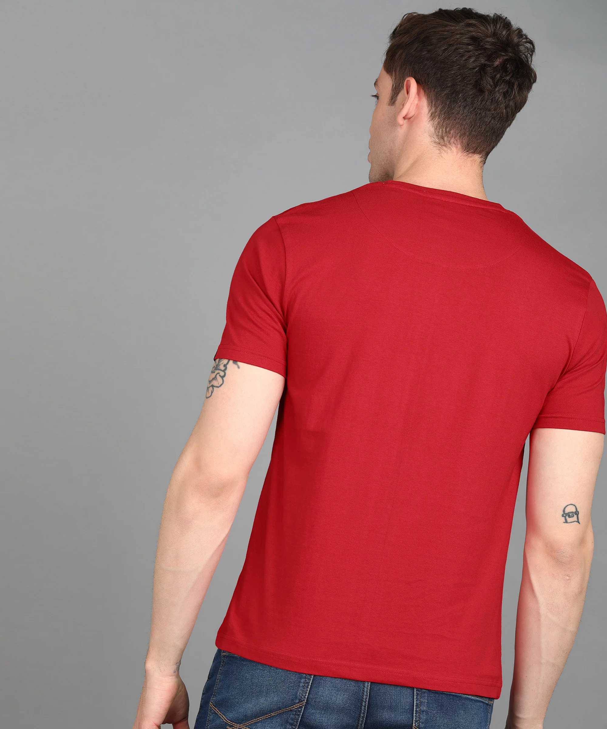 Urbano Fashion Men's Red Graphic Printed Round Neck Half Sleeve Slim Fit Cotton T-Shirt - Image 3