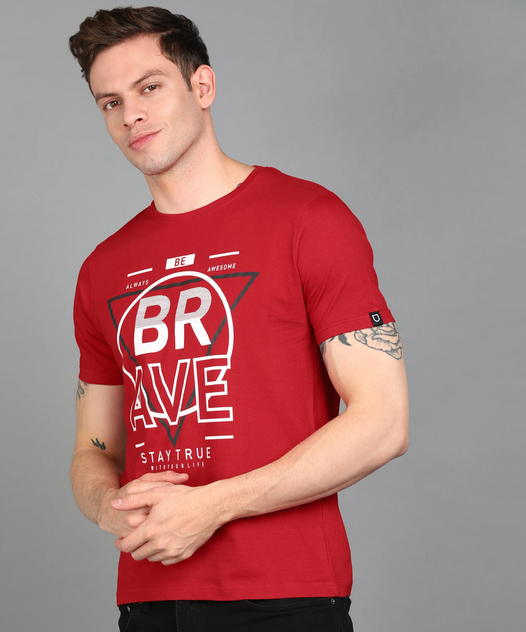 Urbano Fashion Men's Red Graphic Printed Round Neck Half Sleeve Slim Fit Cotton T-Shirt - Image 2