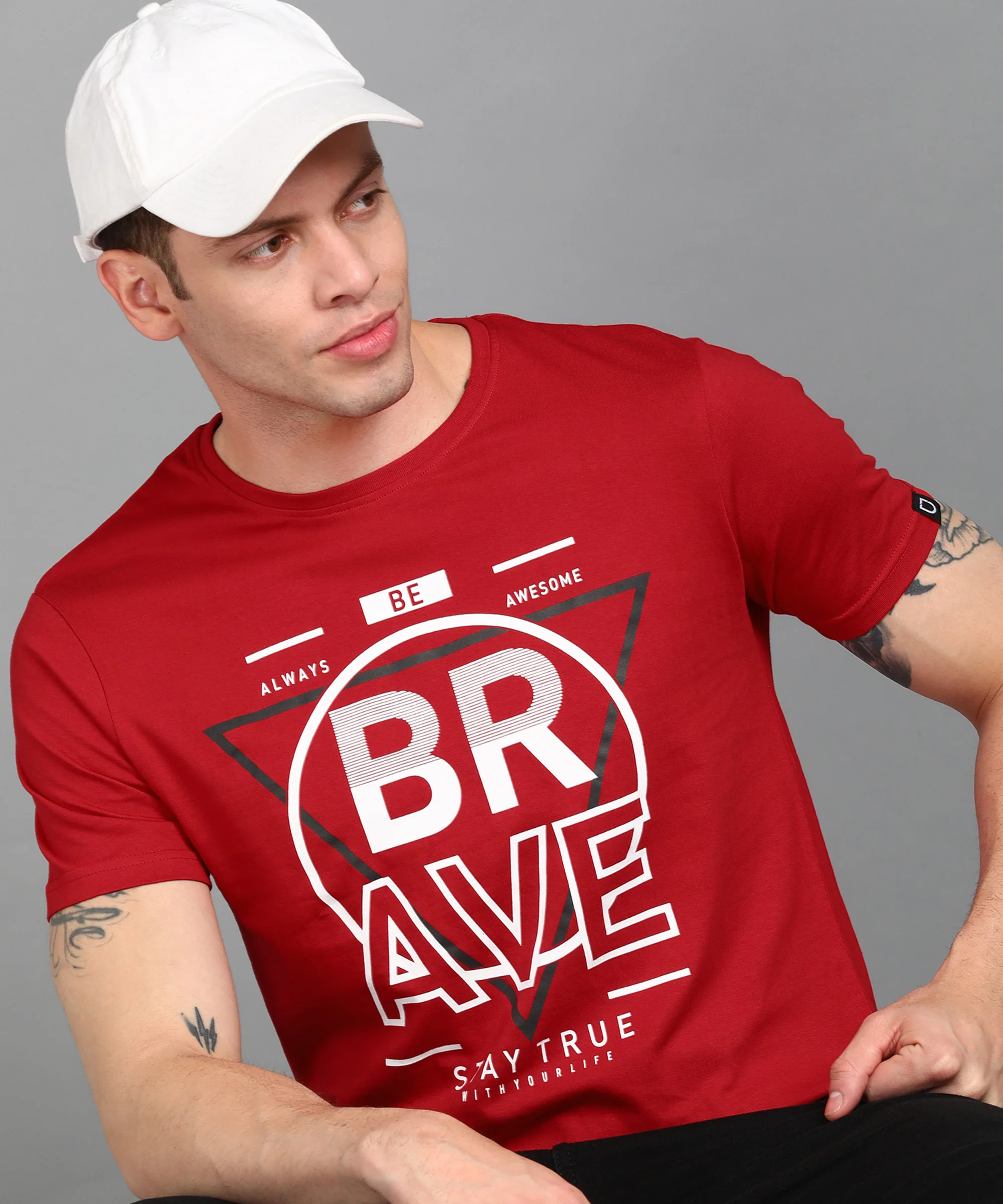 Urbano Fashion Men's Red Graphic Printed Round Neck Half Sleeve Slim Fit Cotton T-Shirt - Image 4
