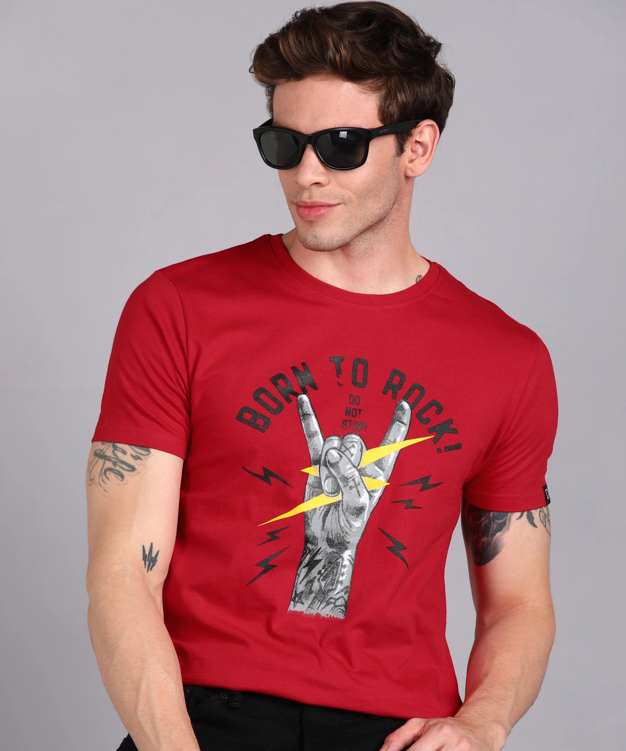 Urbano Fashion Men's Red Graphic Printed Round Neck Half Sleeve Slim Fit Cotton T-Shirt - Image 2