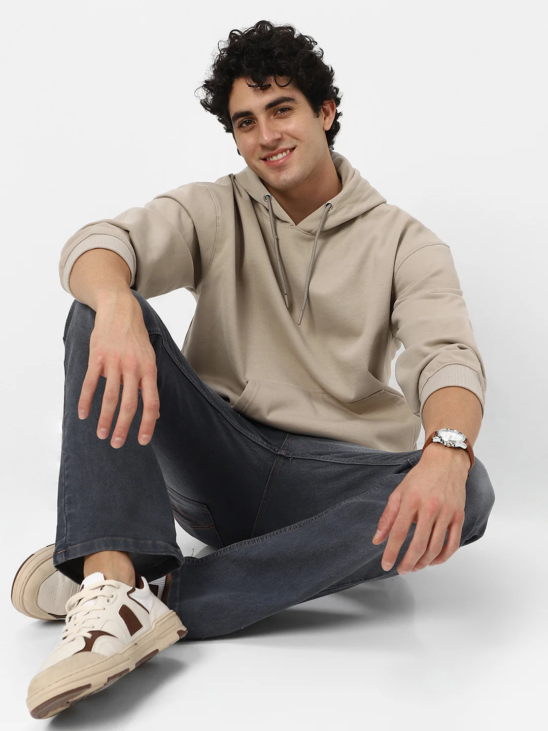 Men's Silver Lining Cotton Solid Oversized Hooded Neck Sweatshirt - Image 4