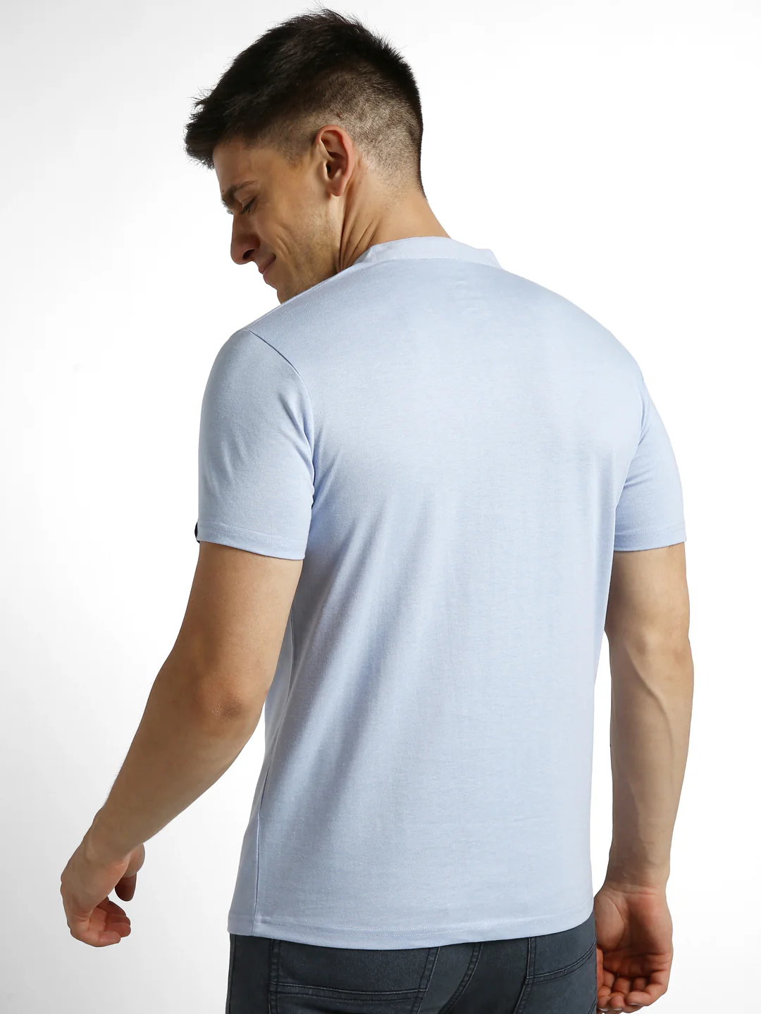 Men's Sky Blue Melange Solid Mandarin Collar Slim Fit Half Sleeve Cotton T-Shirt - Image 4