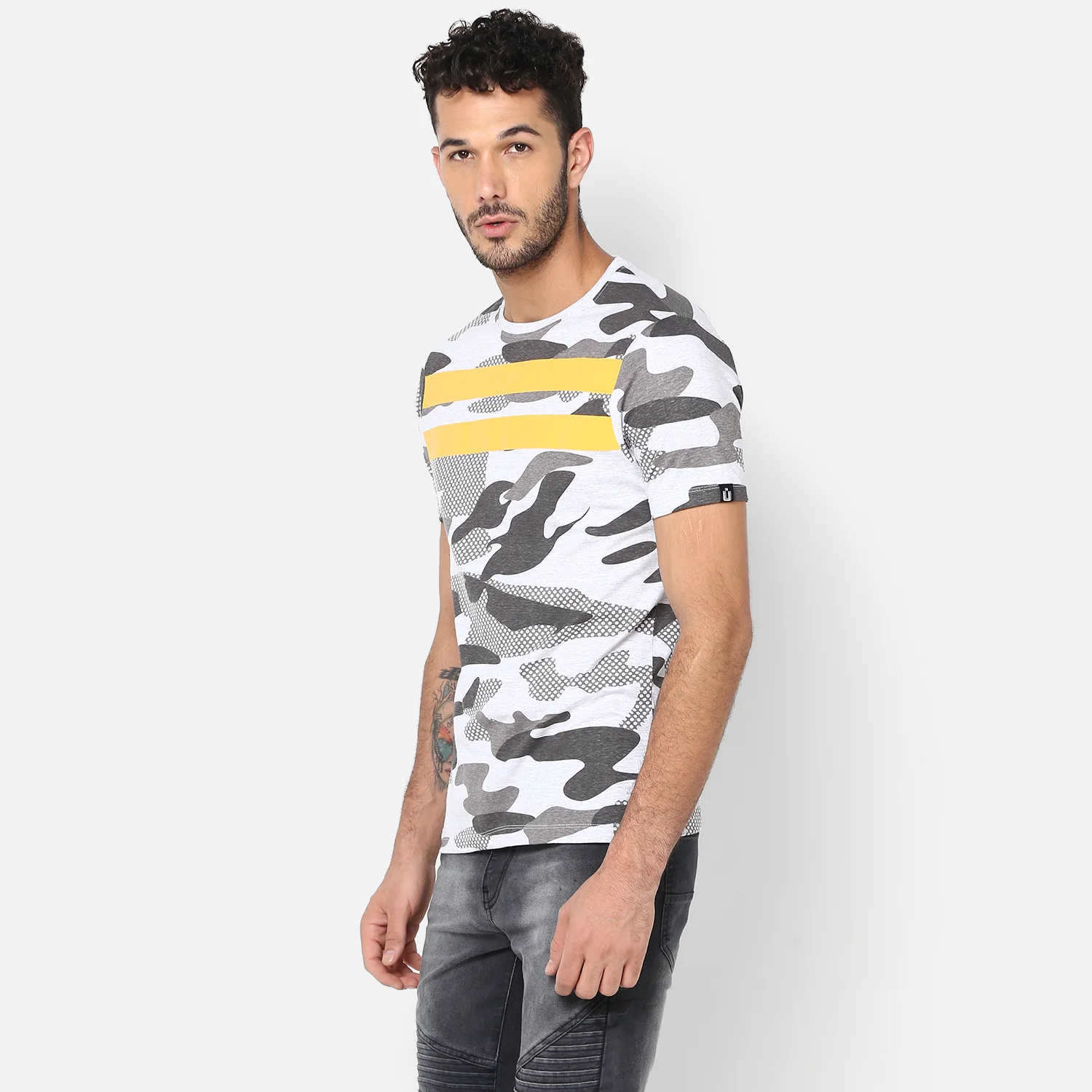 Men's Striped Slim Fit Half Sleeve T-Shirt - Image 3