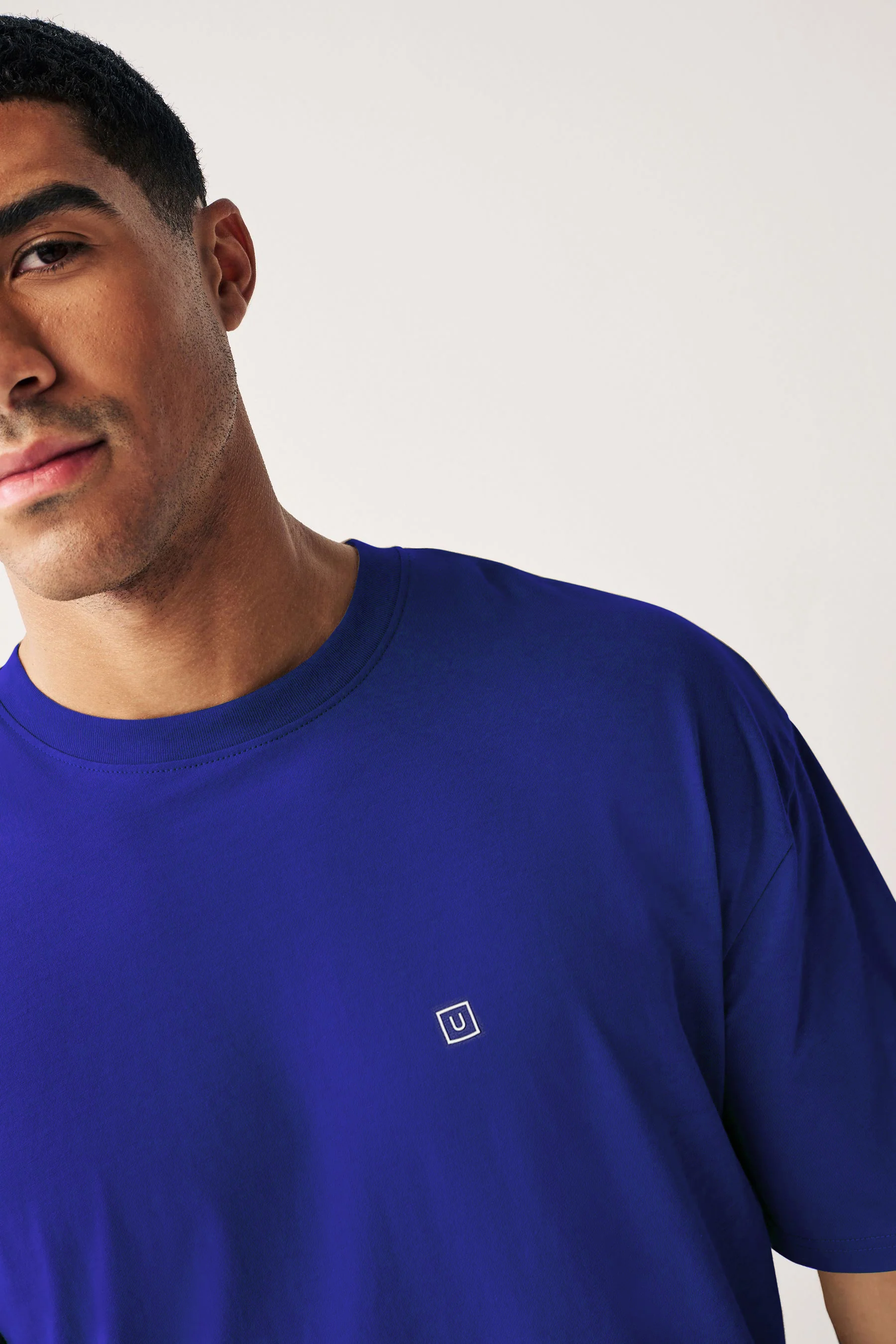 Men's Surf Blue Solid Round Neck Oversized Half Sleeve Cotton T-Shirt - Image 5