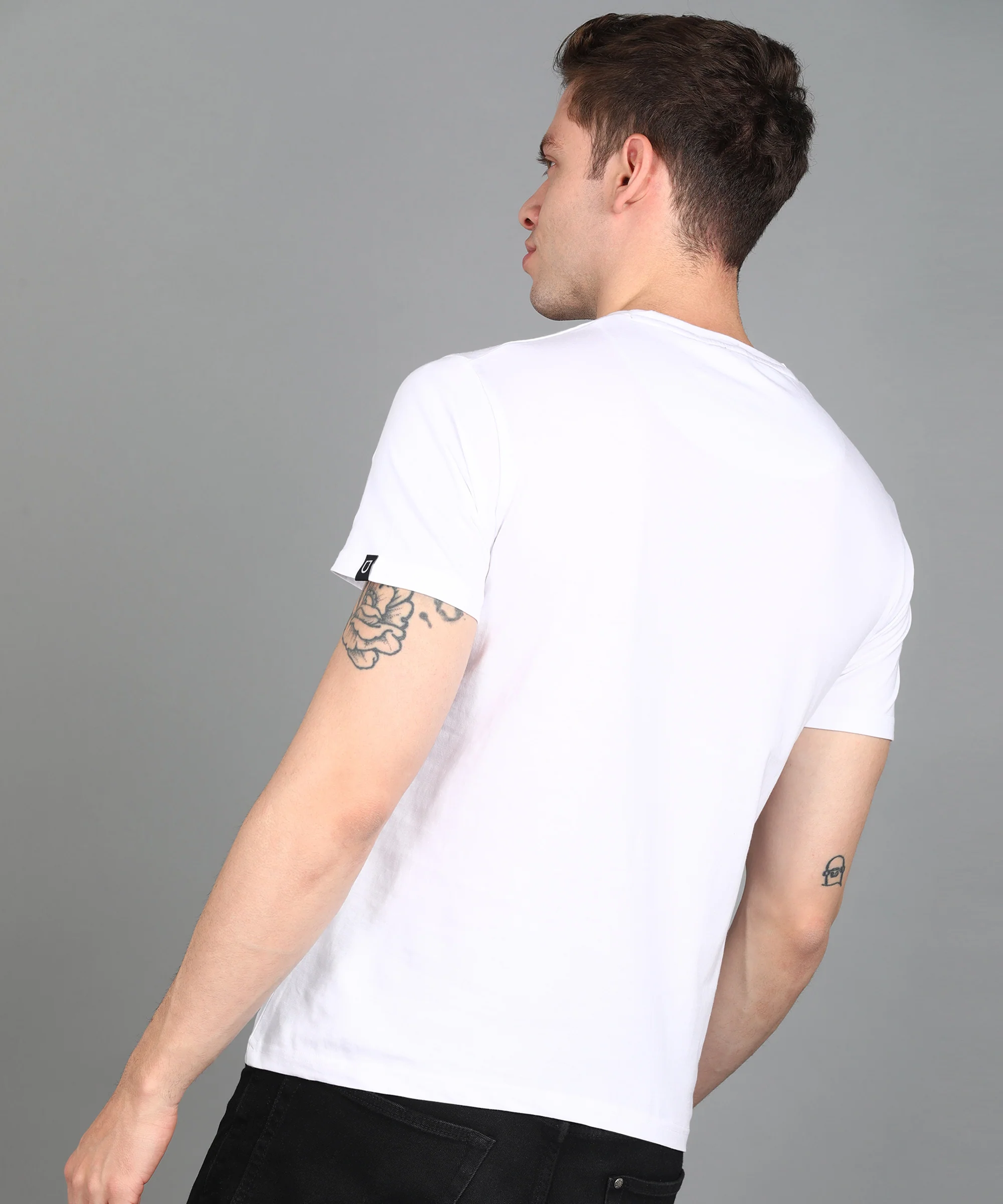 Urbano Fashion Men's White Graphic Printed Round Neck Half Sleeve Slim Fit Cotton T-Shirt - Image 3