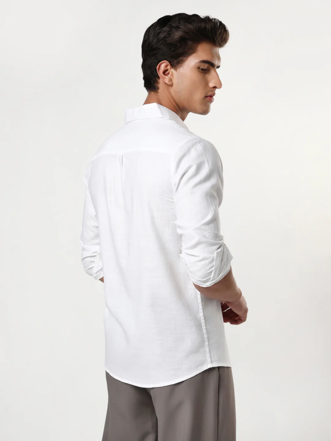 Men's White Linen Blend Full Sleeve Relaxed Fit Casual Solid Shirt - Image 3