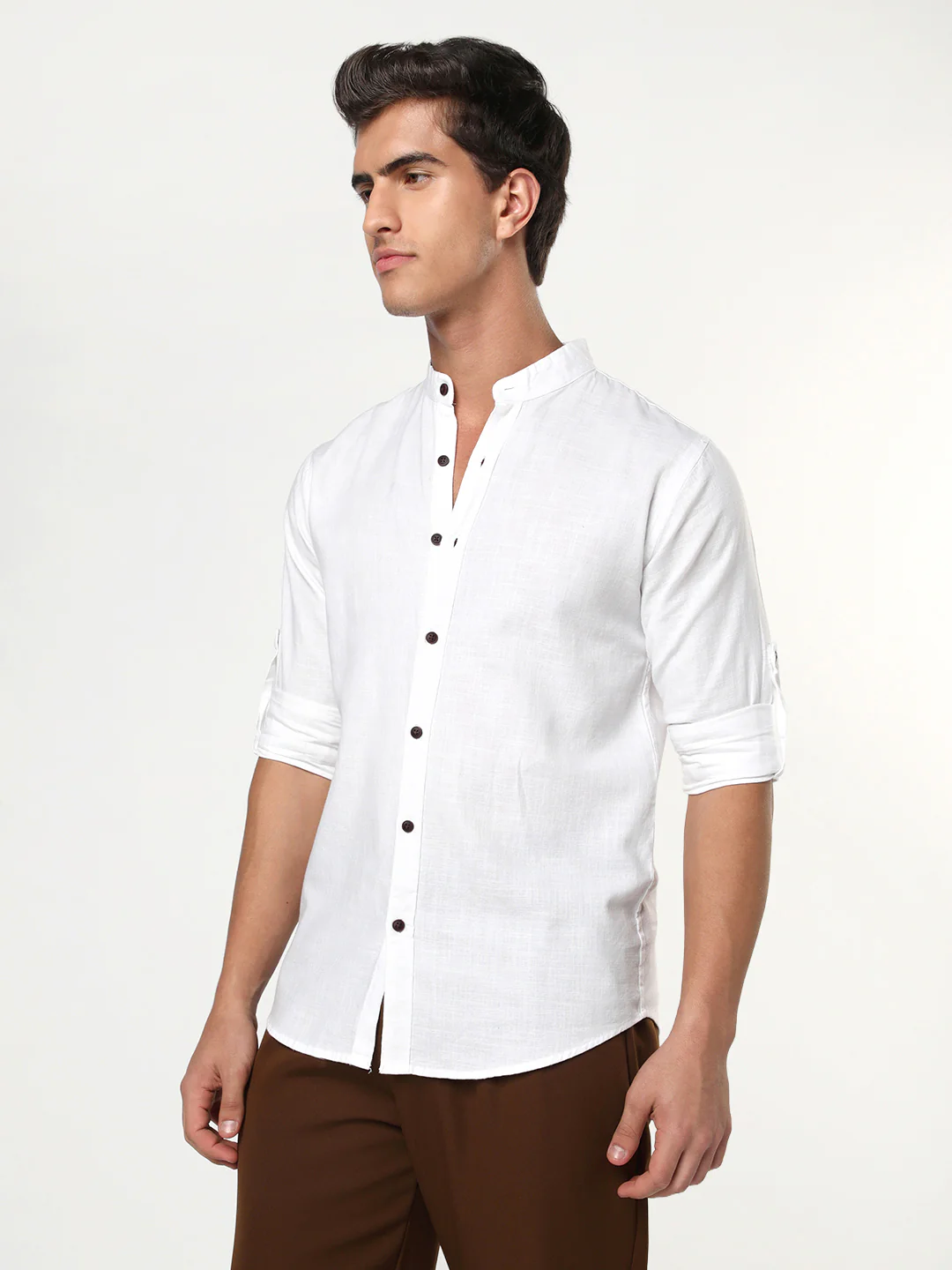 Men's White Linen Blend Full Sleeve Relaxed Fit Mandarin Collar Casual Solid Shirt - Image 2