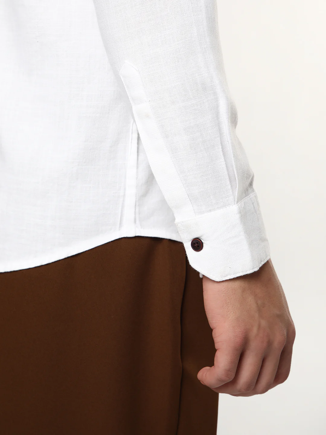 Men's White Linen Blend Full Sleeve Relaxed Fit Mandarin Collar Casual Solid Shirt - Image 5