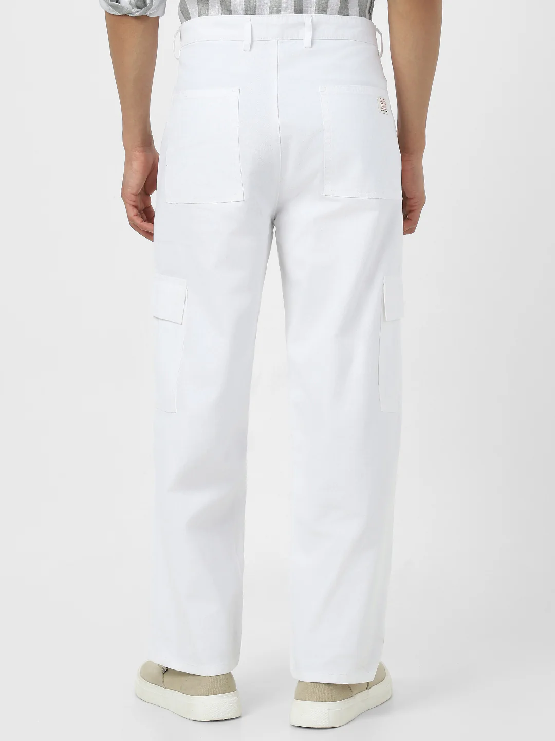 Urbano Fashion Men's White Loose Baggy Fit Solid Cargo Chino Pant with 6 Pockets Non-Stretchable - Image 3