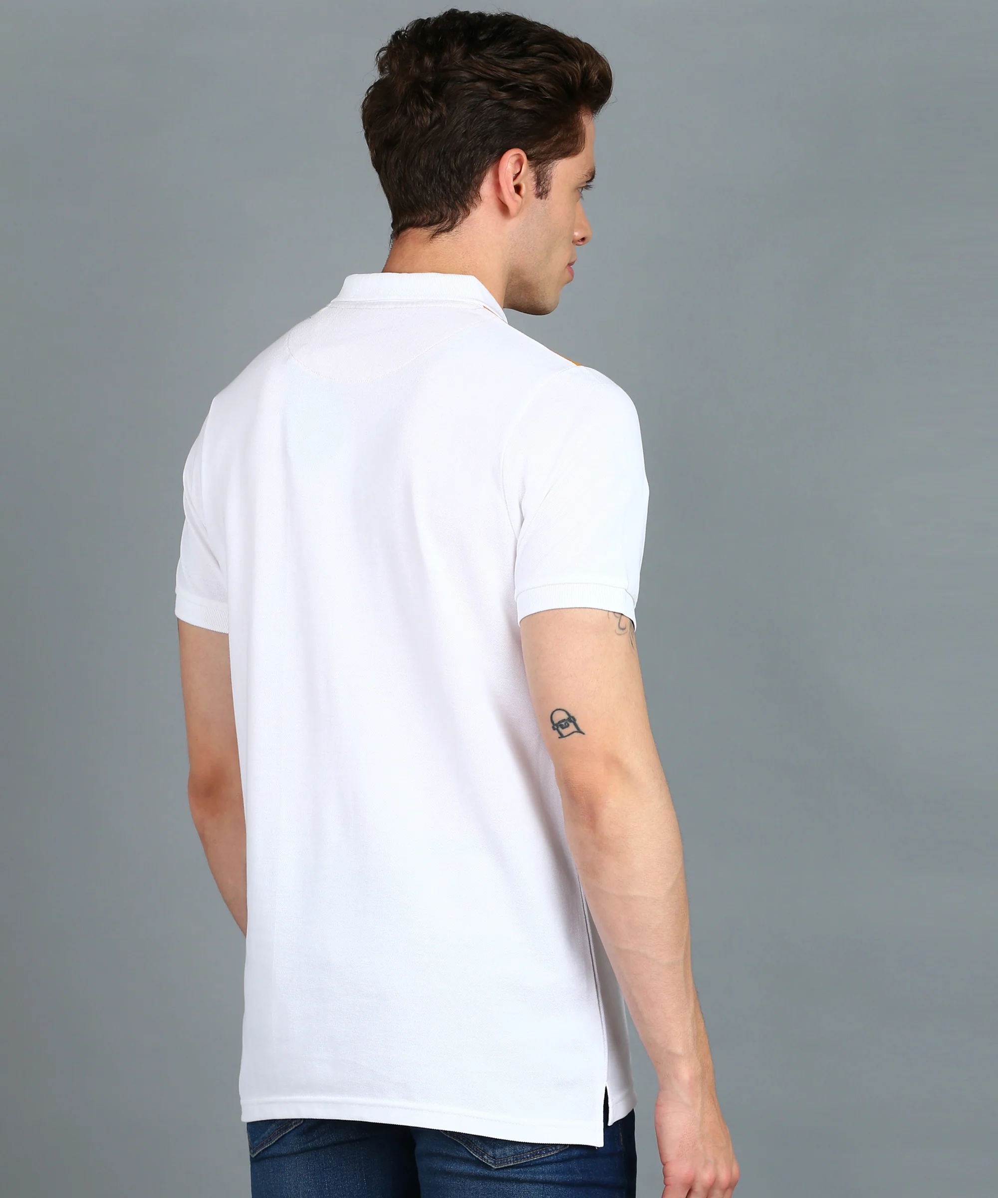 Men's White, Navy Blue, Gold Colour-Block Slim Fit Half Sleeve Cotton Polo T-Shirt - Image 3
