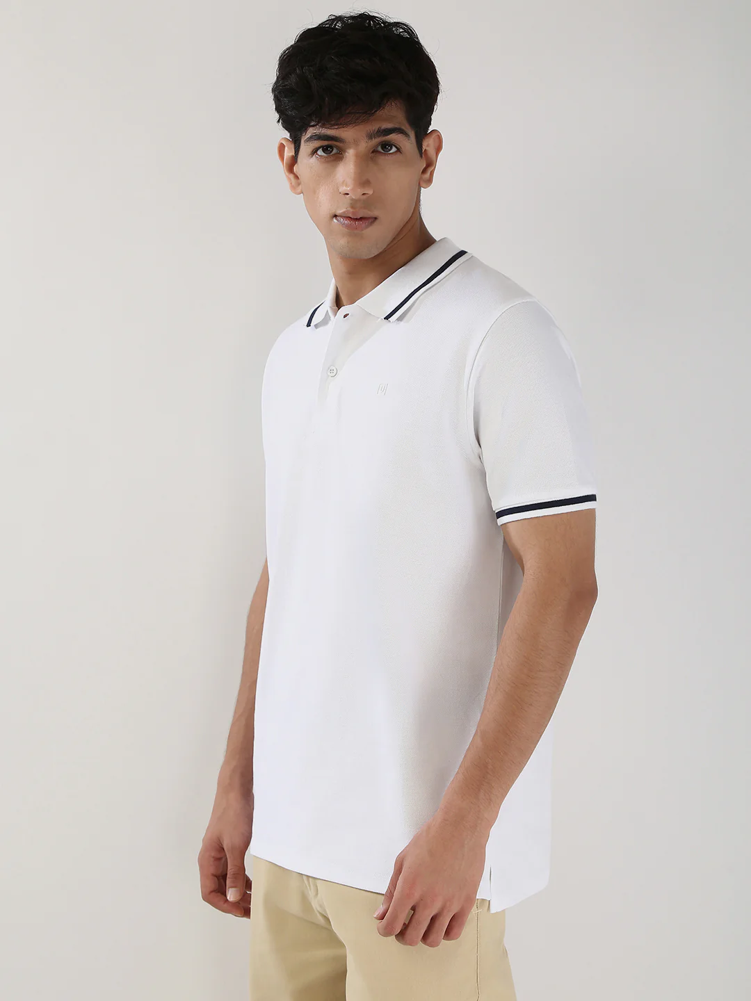Men's White Solid Regular Fit Half Sleeve Cotton Polo T-Shirt - Image 3