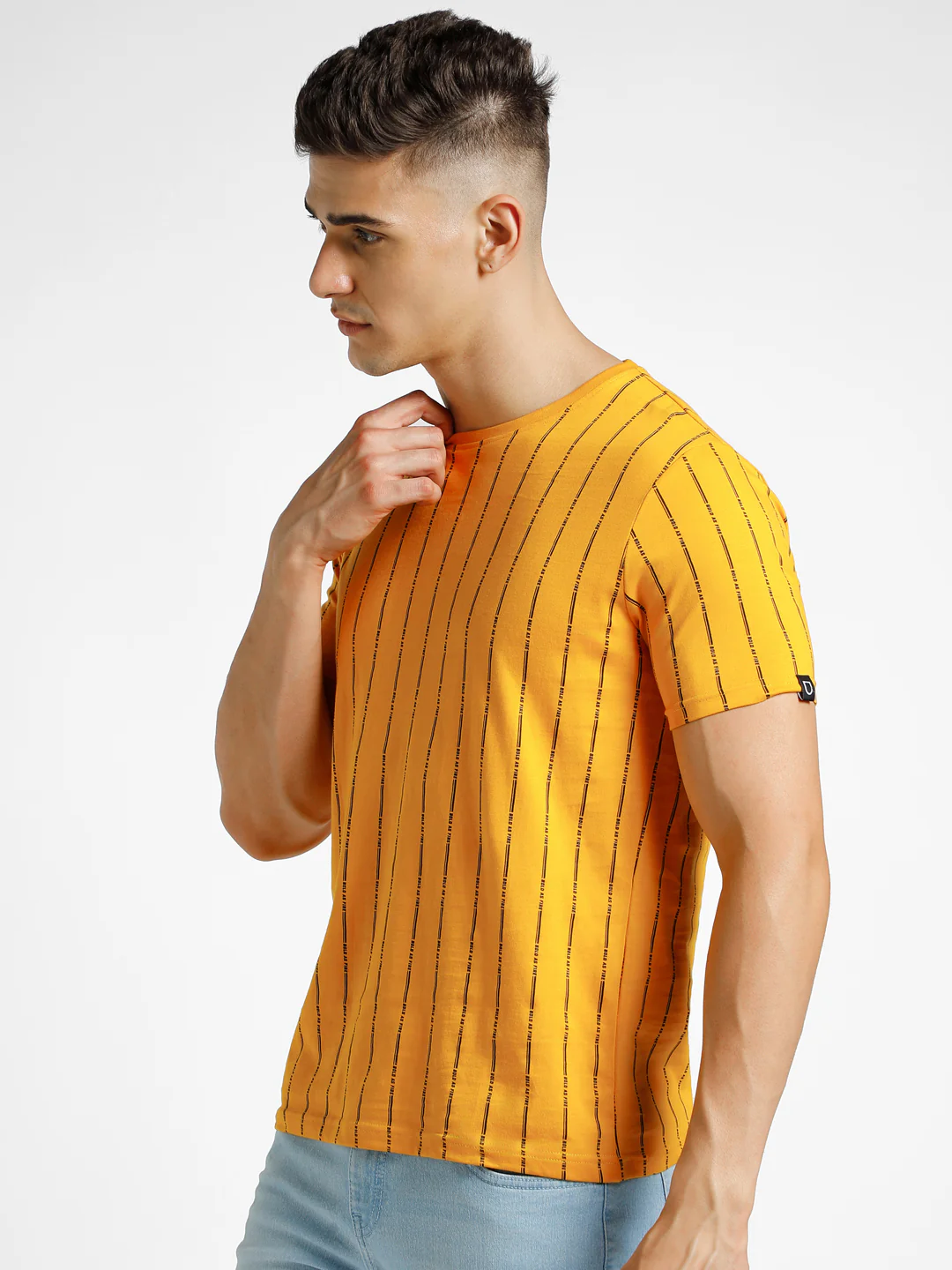 Men's Yellow Printed Round Neck Half Sleeve Slim Fit Cotton T-Shirt - Image 2