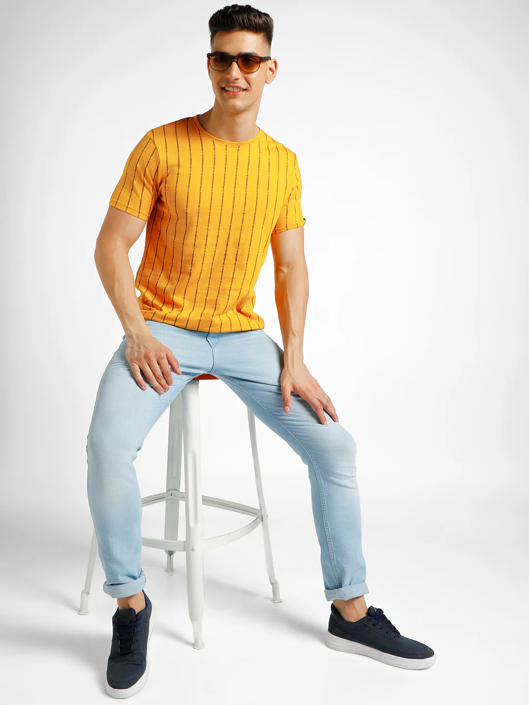 Men's Yellow Printed Round Neck Half Sleeve Slim Fit Cotton T-Shirt - Image 4