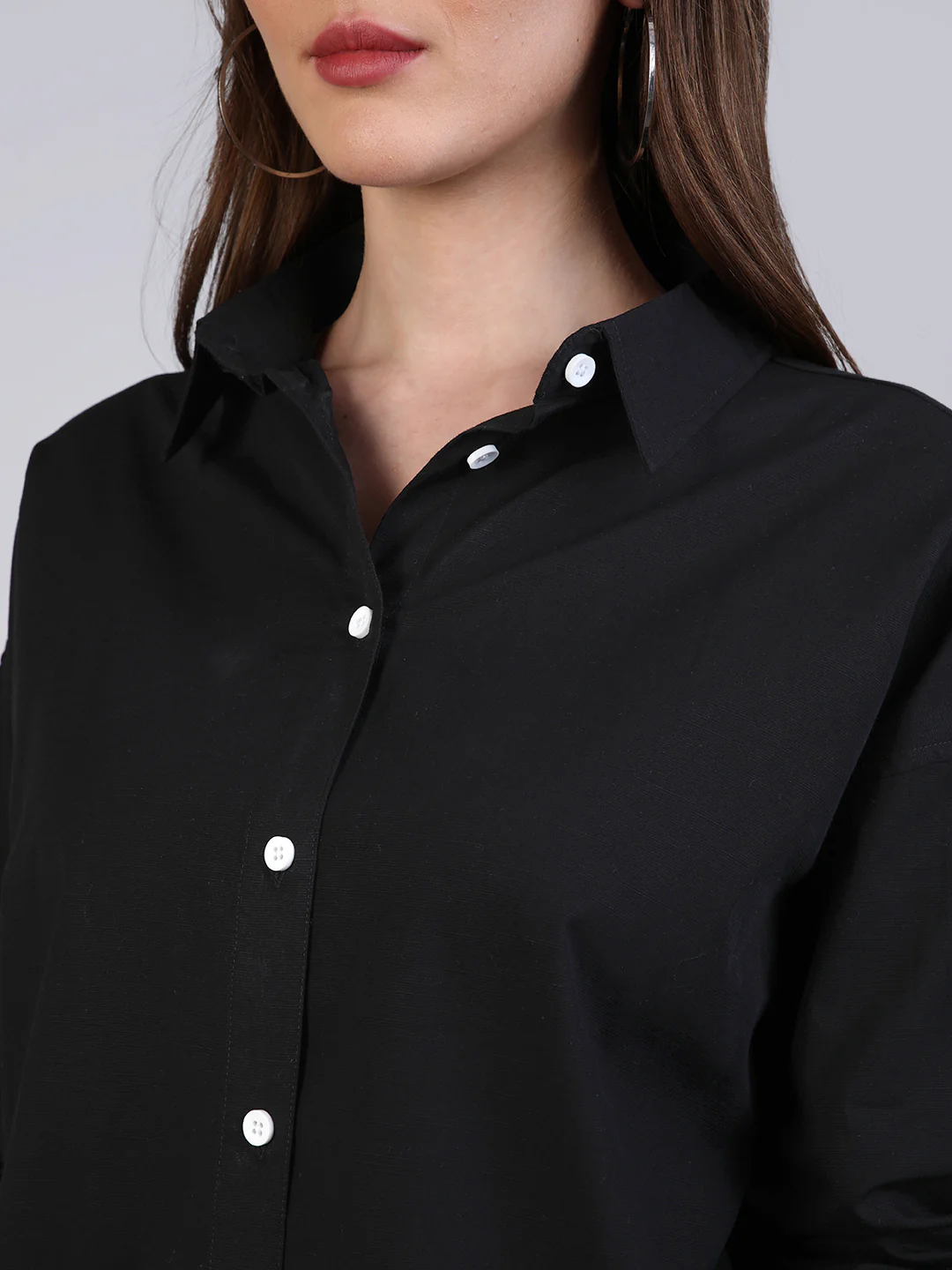 Women's Black Cotton Full Sleeve Oversized Fit Casual Solid Slub Shirt with Spread Collar - Image 6