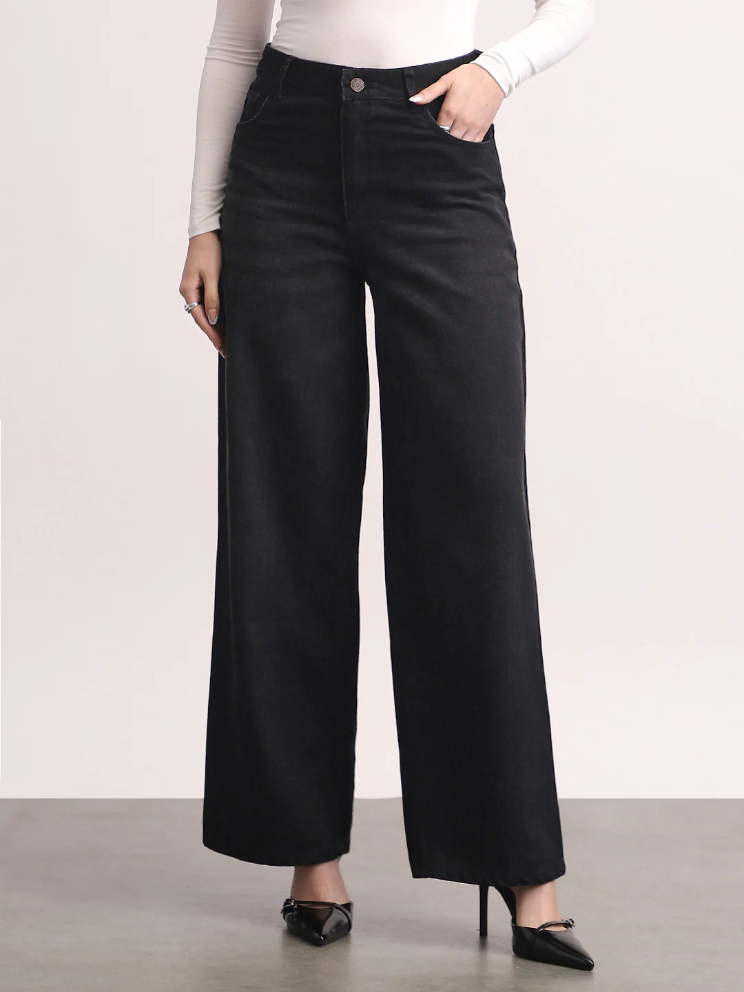 Women's Black High Rise Baggy Fit Washed Jeans Non-Stretchable