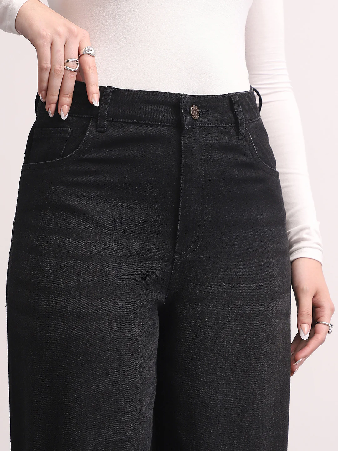 Women's Black High Rise Baggy Fit Washed Jeans Non-Stretchable - Image 5