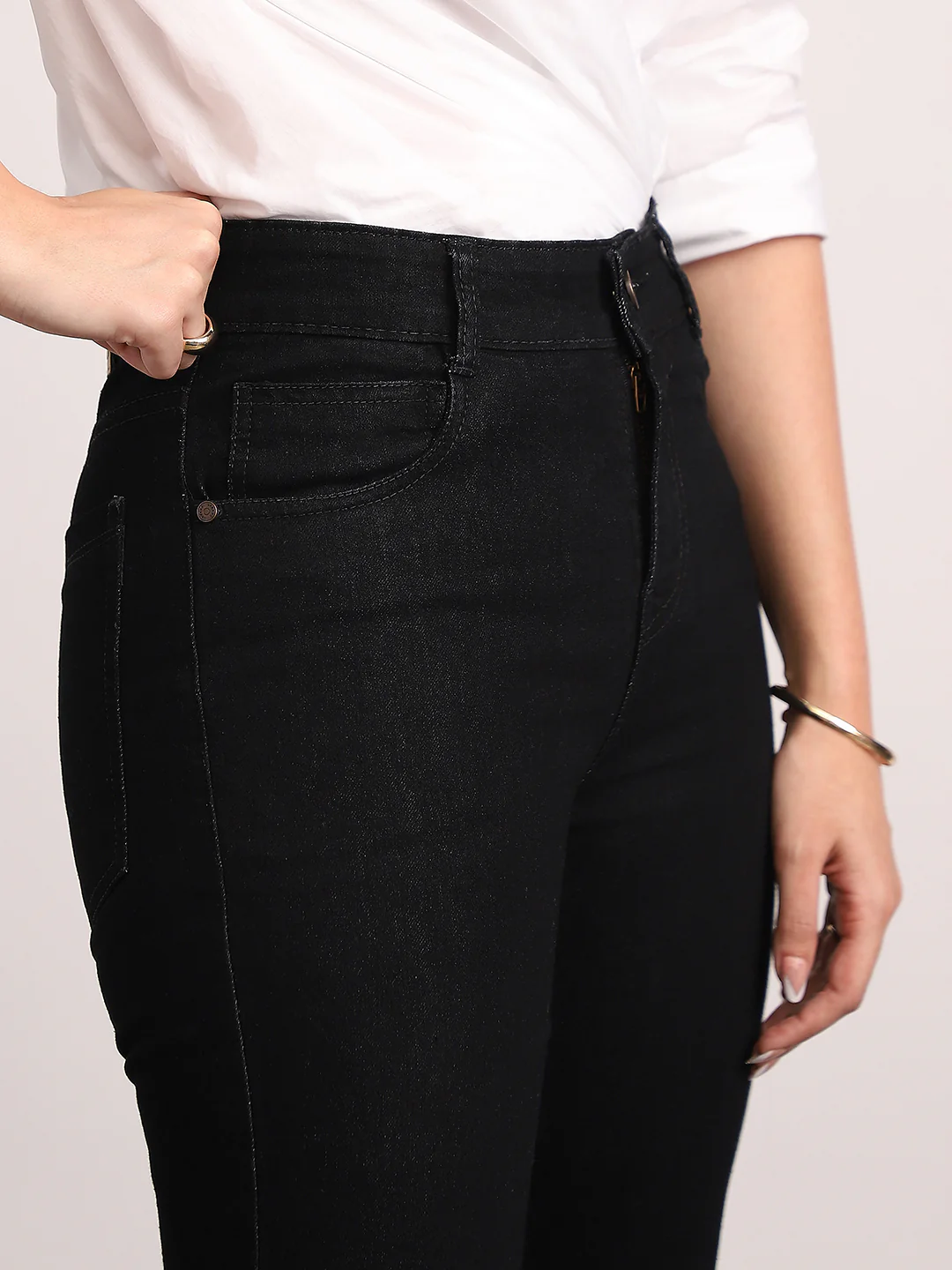 Women's Black Mid Rise Bootcut Fit Washed Jeans Stretchable - Image 5