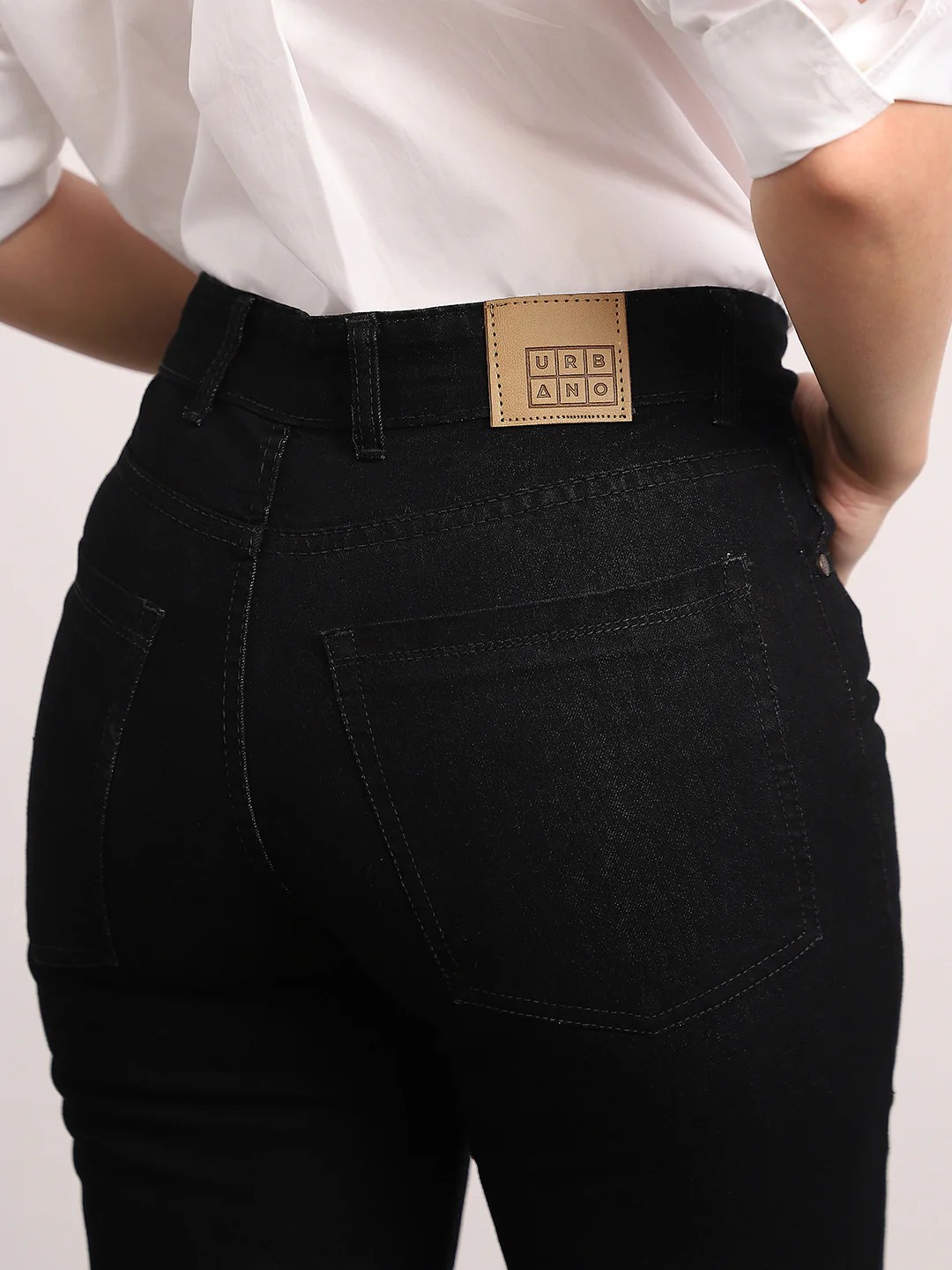 Women's Black Mid Rise Bootcut Fit Washed Jeans Stretchable - Image 6