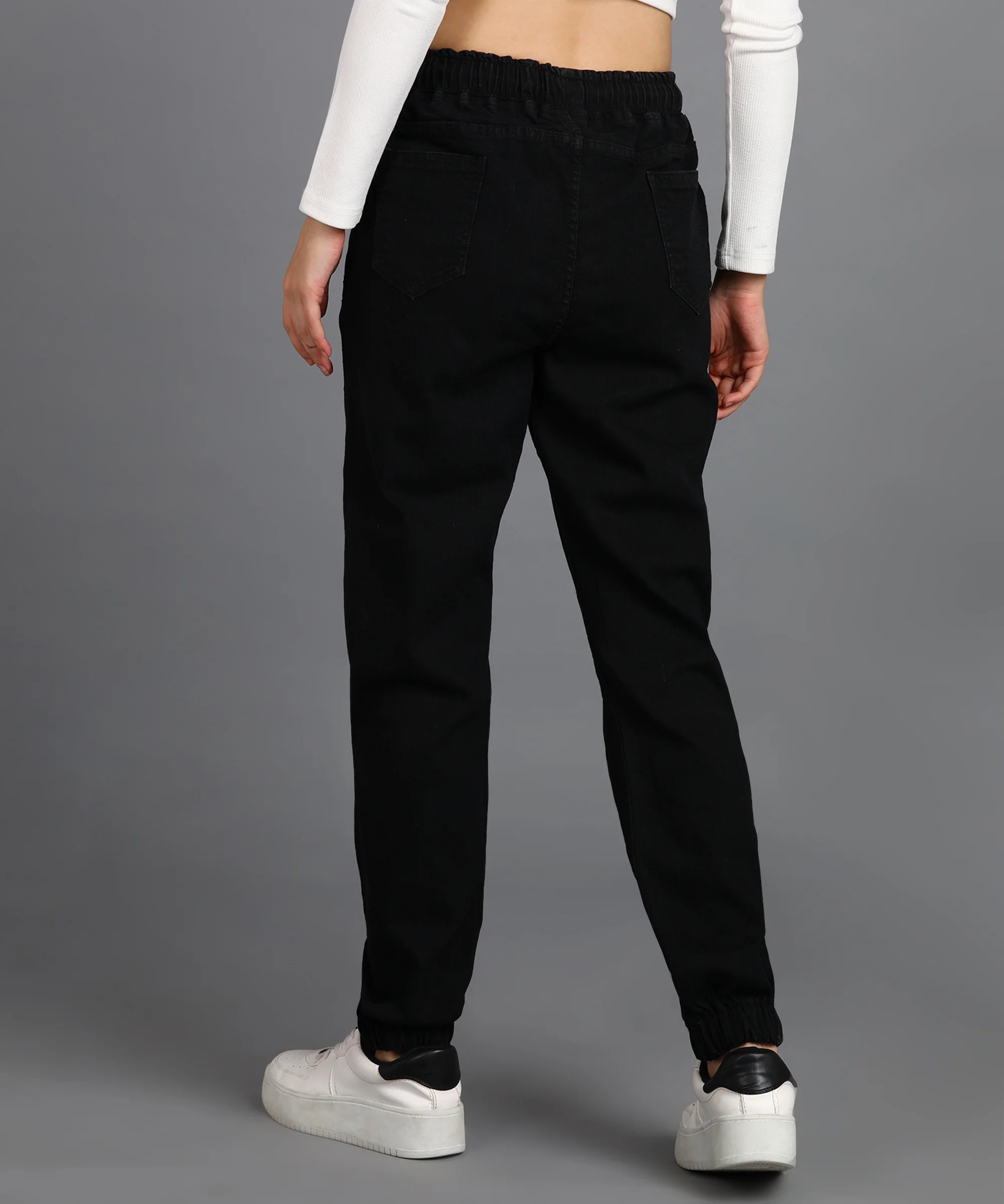 Women's Black Regular Fit Washed Jogger Jeans - Image 3