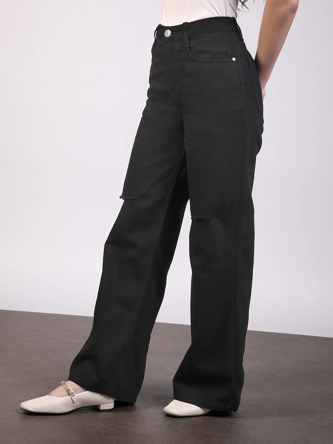 Women's Black Wide Leg Fit Mild Distressed/Knee Slit Washed Jeans - Image 2