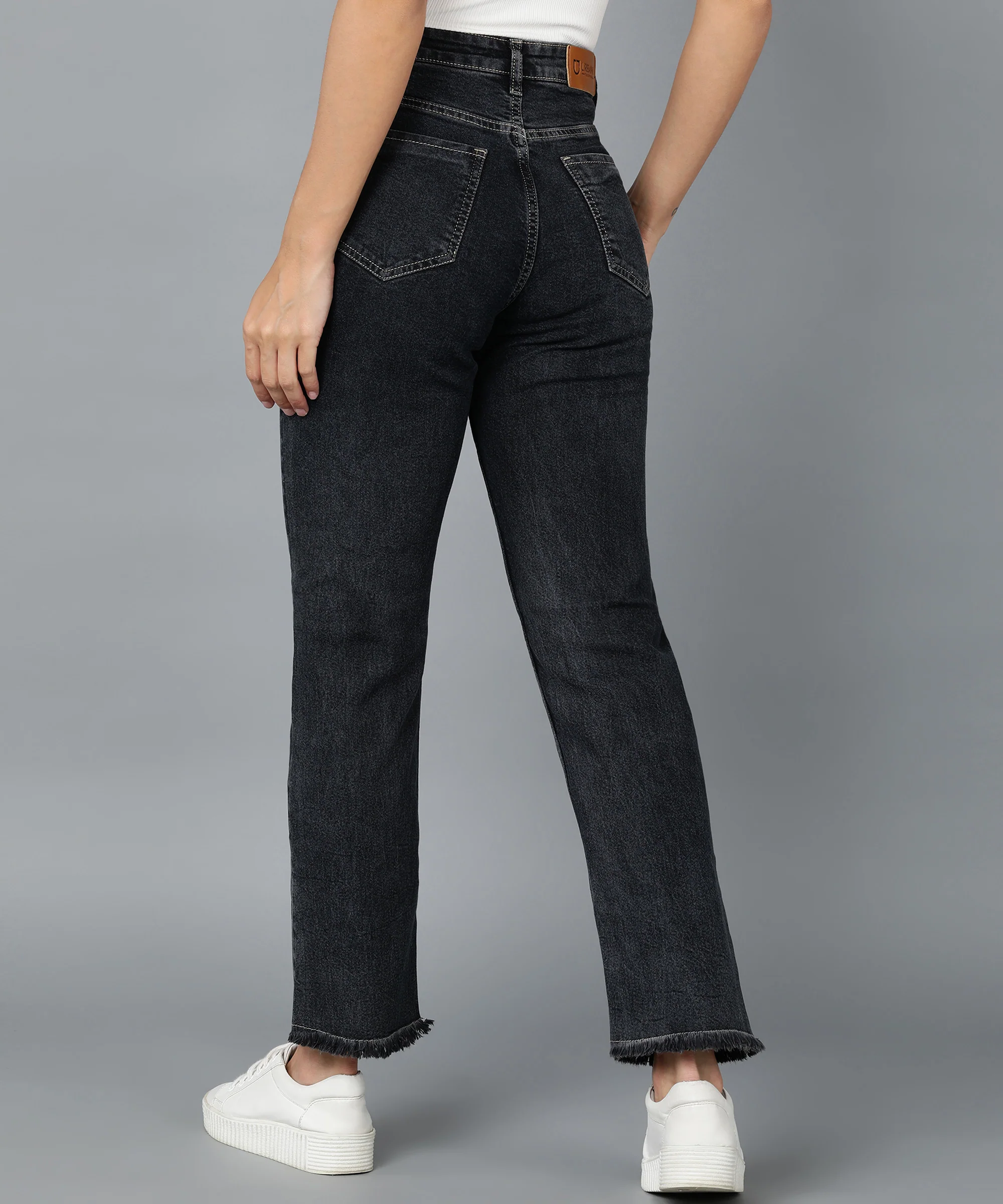 Women's Black Wide Leg Fit Washed Jeans - Image 3
