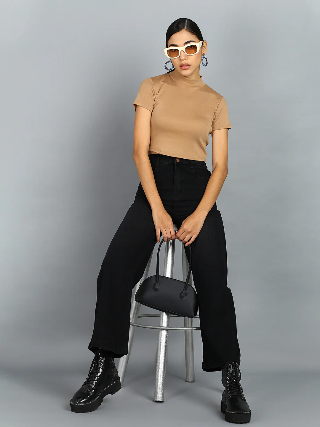 Women's Black Wide Leg Fit Washed Jeans - Image 5