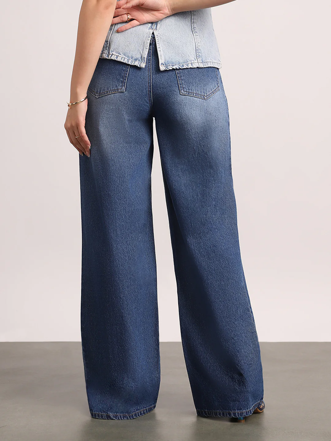 Women's Blue High Rise Baggy Fit Washed Jeans Non-Stretchable - Image 3