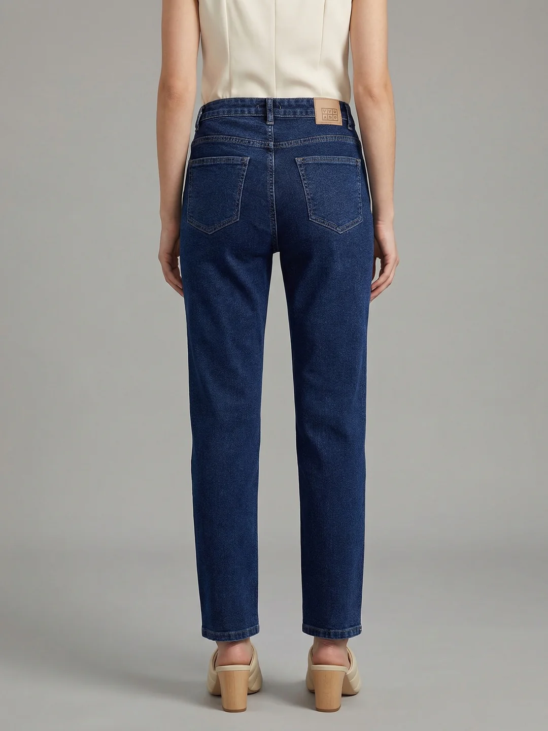 Women's Blue High Rise Straight Fit Washed Jeans Non-Stretchable - Image 4