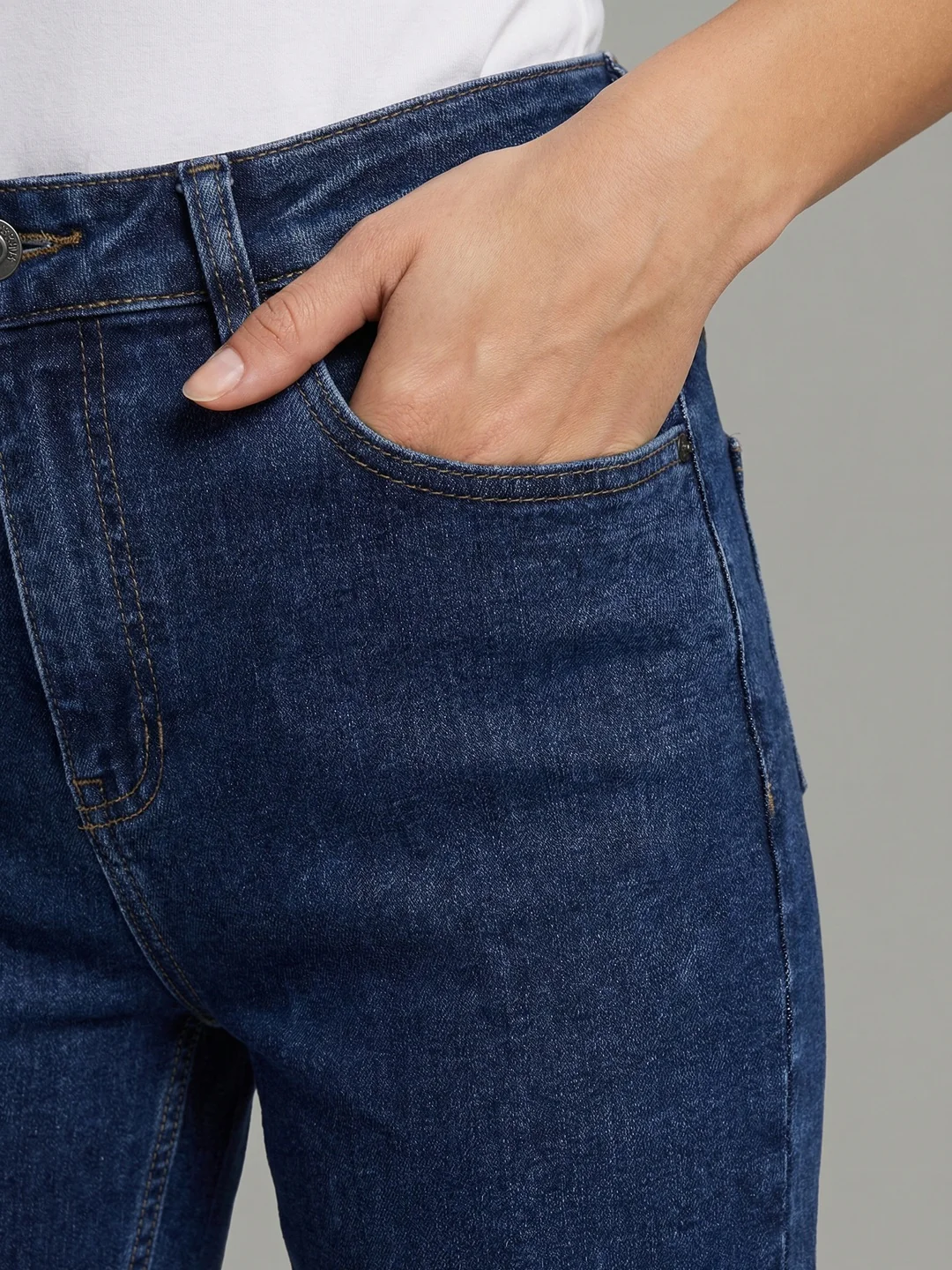 Women's Blue High Rise Straight Fit Washed Jeans Non-Stretchable - Image 6