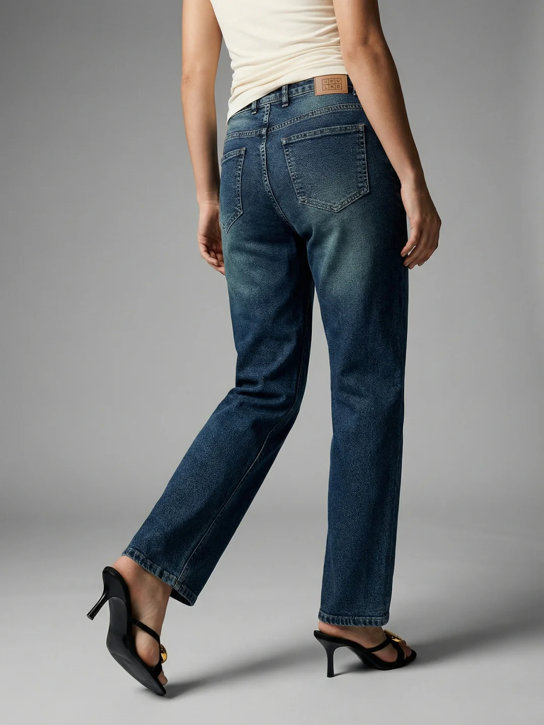Women's Blue High Rise Straight Fit Washed Jeans Non-Stretchable - Image 4