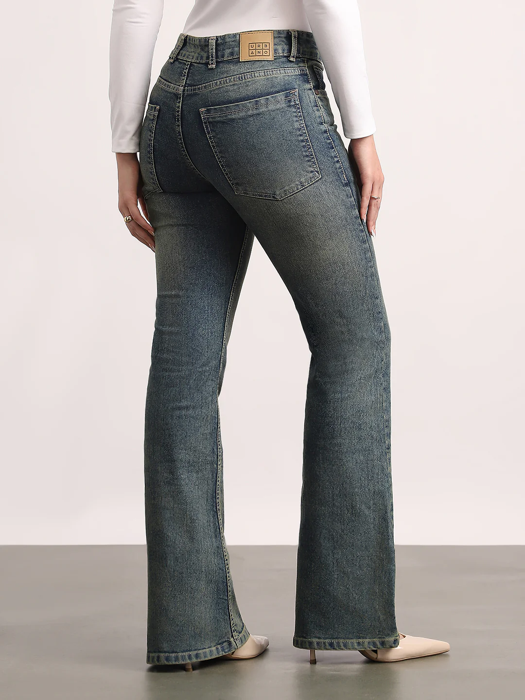 Women's Blue Mid Rise Bootcut Fit Washed Jeans Stretchable - Image 3