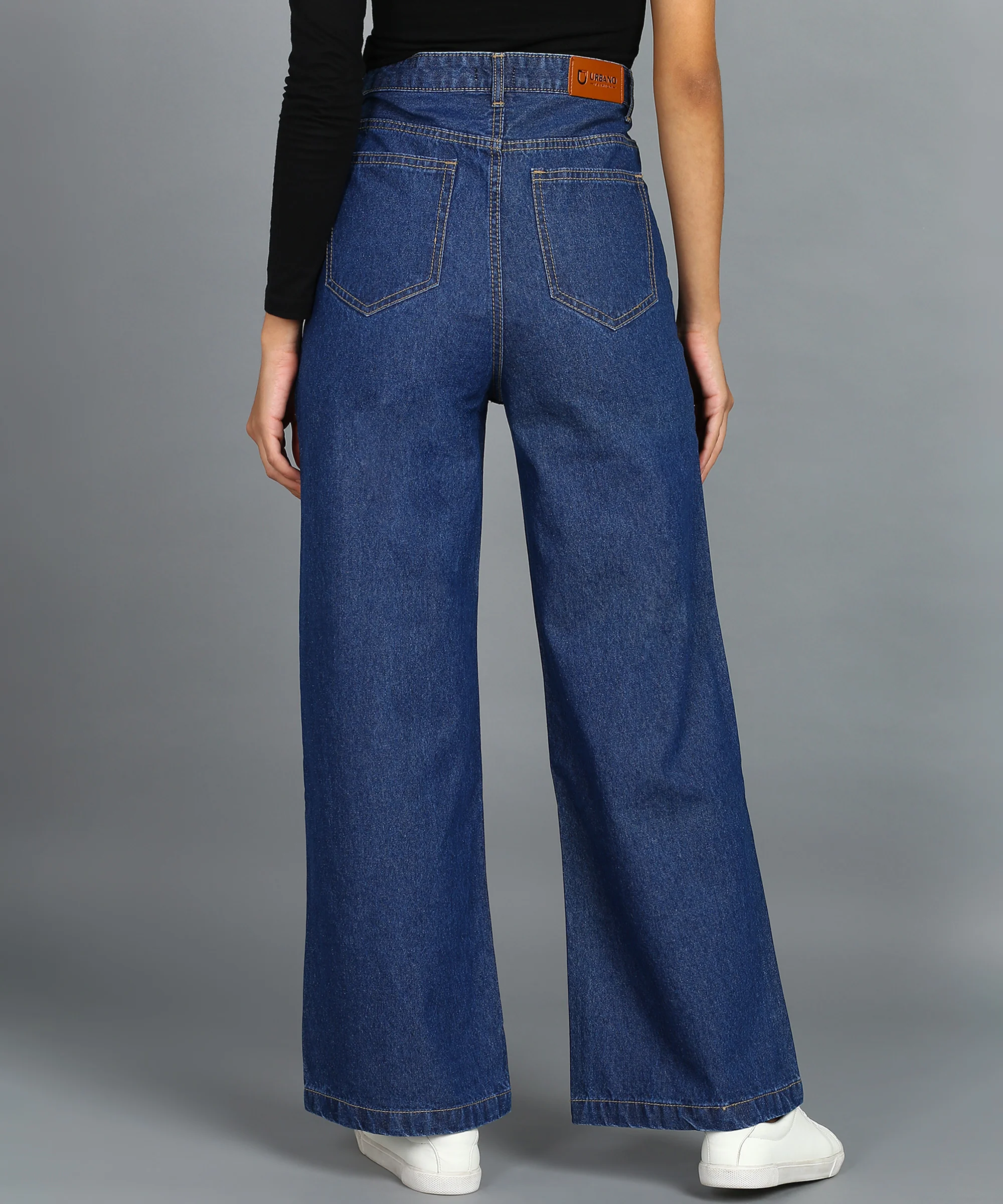 Women's Blue Wide Leg Fit Mild Distressed/Knee Slit Washed Jeans - Image 3