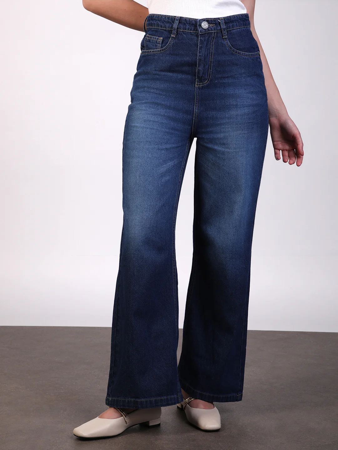 Women's Blue Wide Leg Fit Washed Jeans