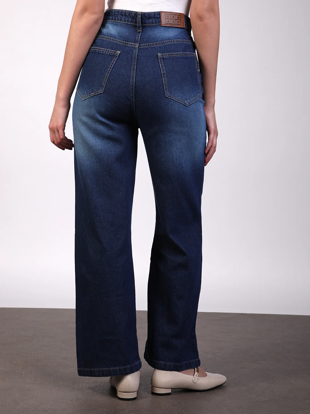 Women's Blue Wide Leg Fit Washed Jeans - Image 3