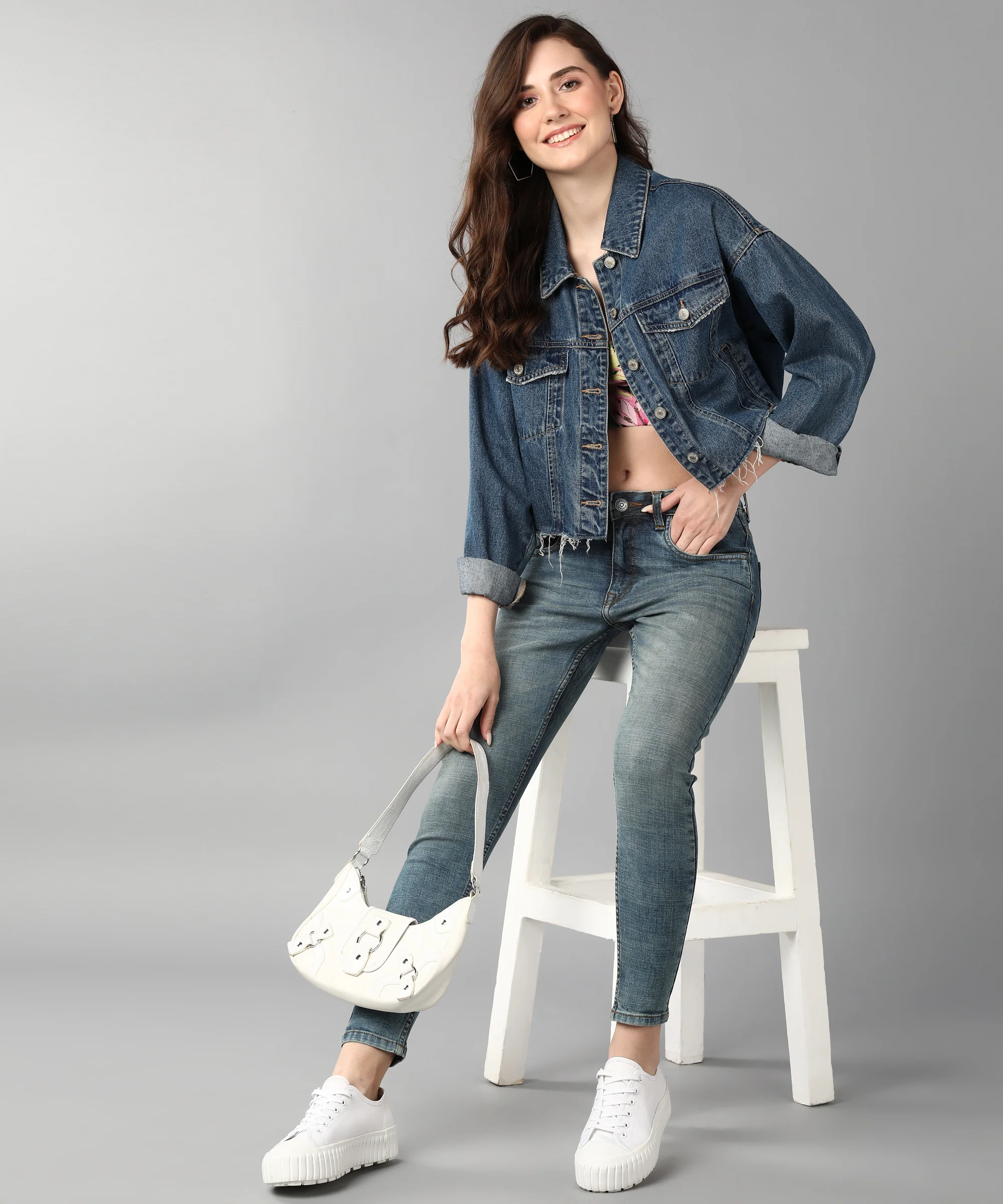 Women's Blue Skinny Fit Washed Jeans - Image 5