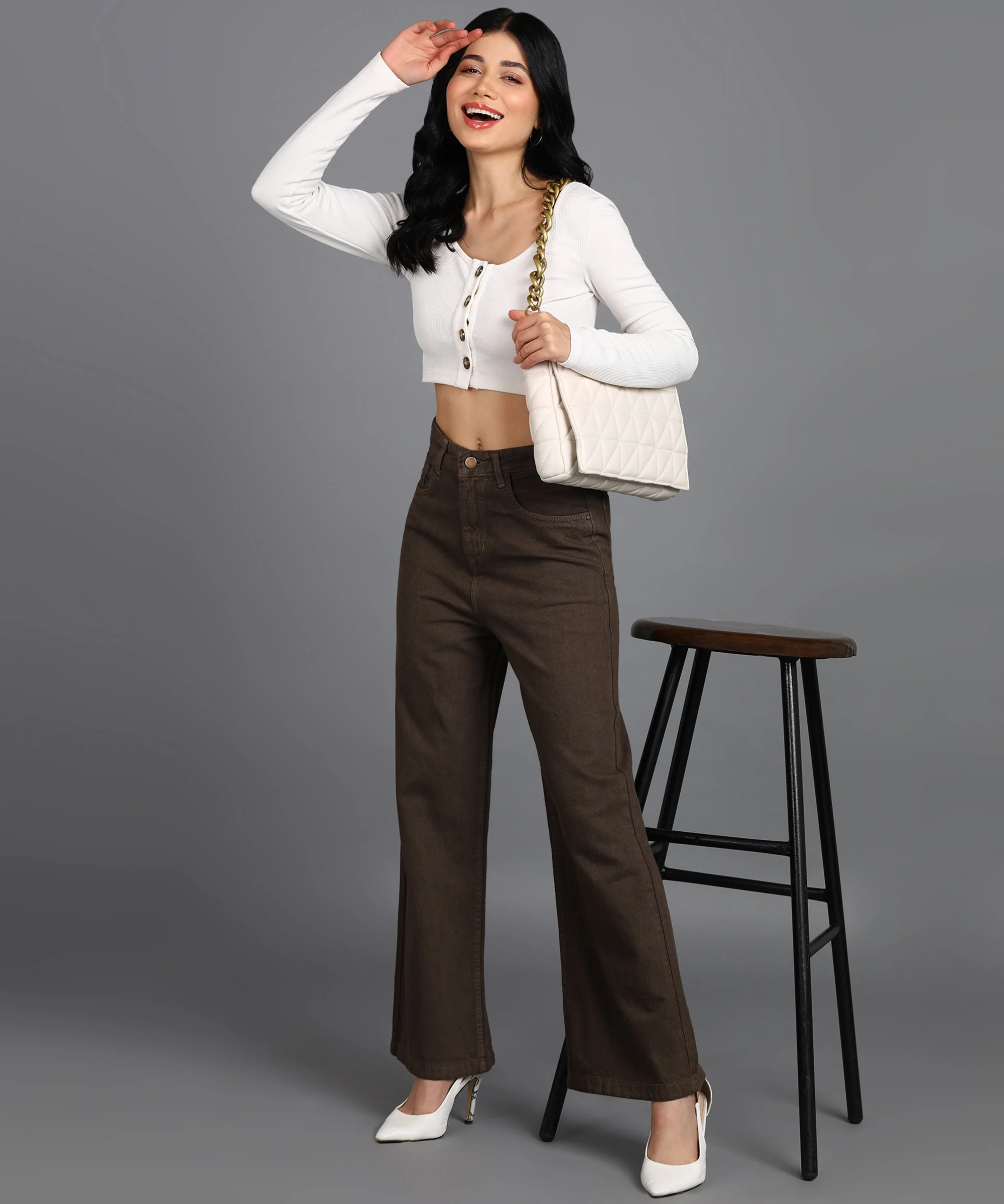 Women's Brown Wide Leg Fit Washed Jeans - Image 4